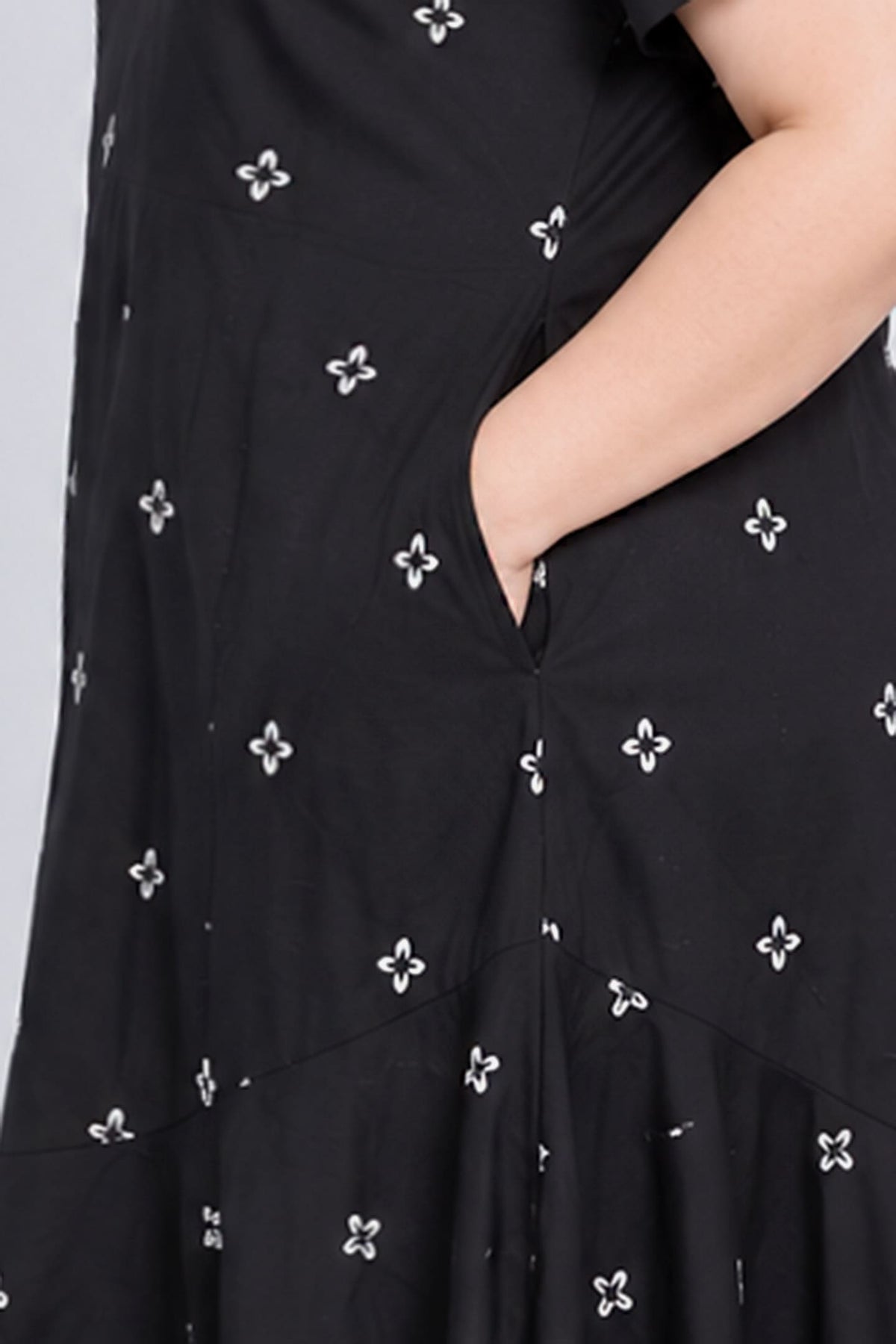 TE+ : Gisele Dress in Dainty Bloom