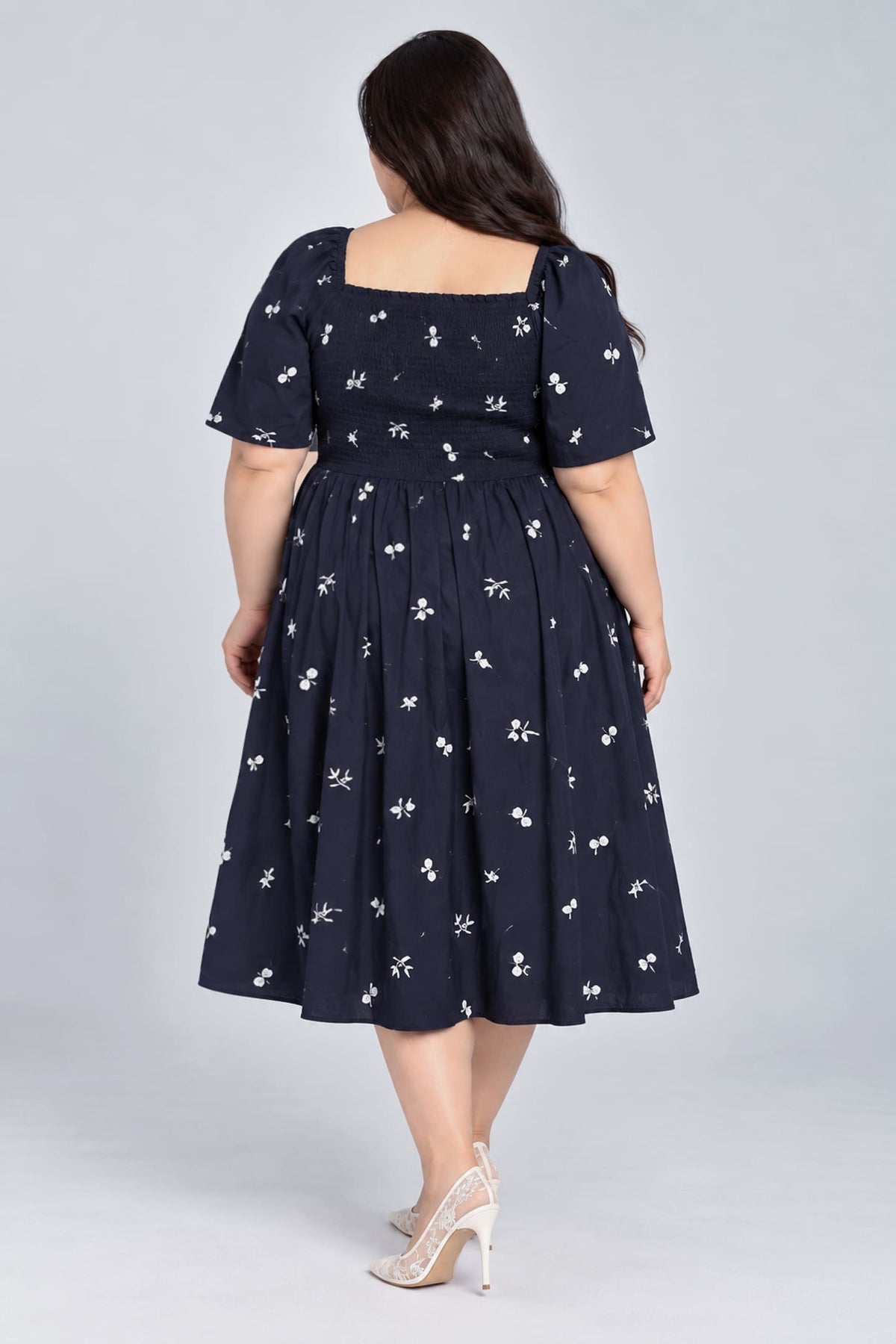 TE+ : Sora Dress in Botanical Notes
