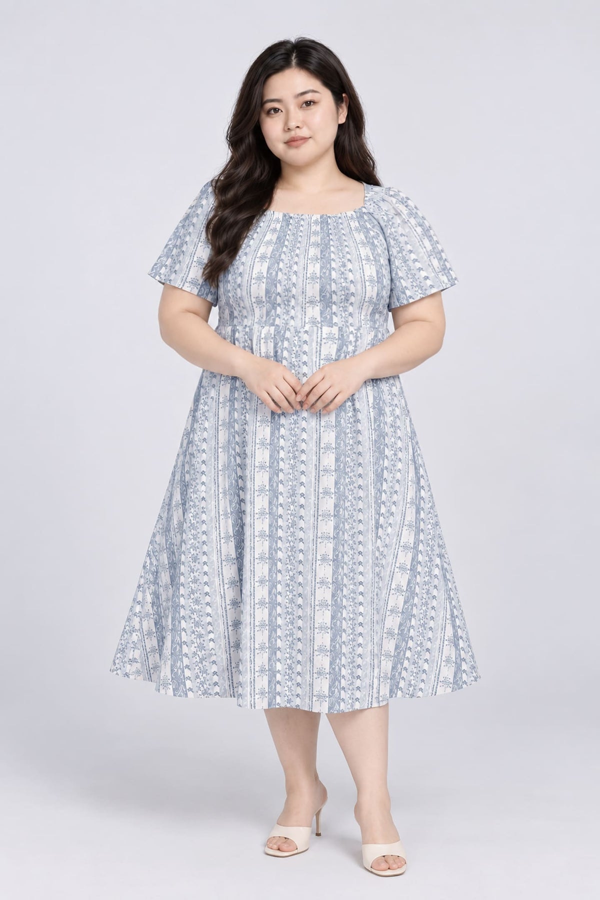 TE+ : Sora Dress in Willow Porcelain