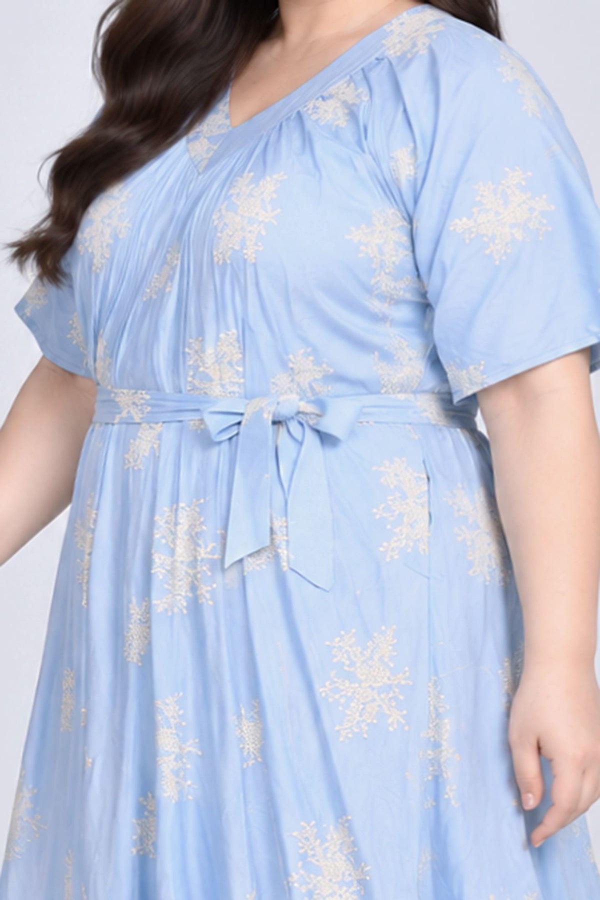 TE+ : Whitney V Dress in Snow Blossom