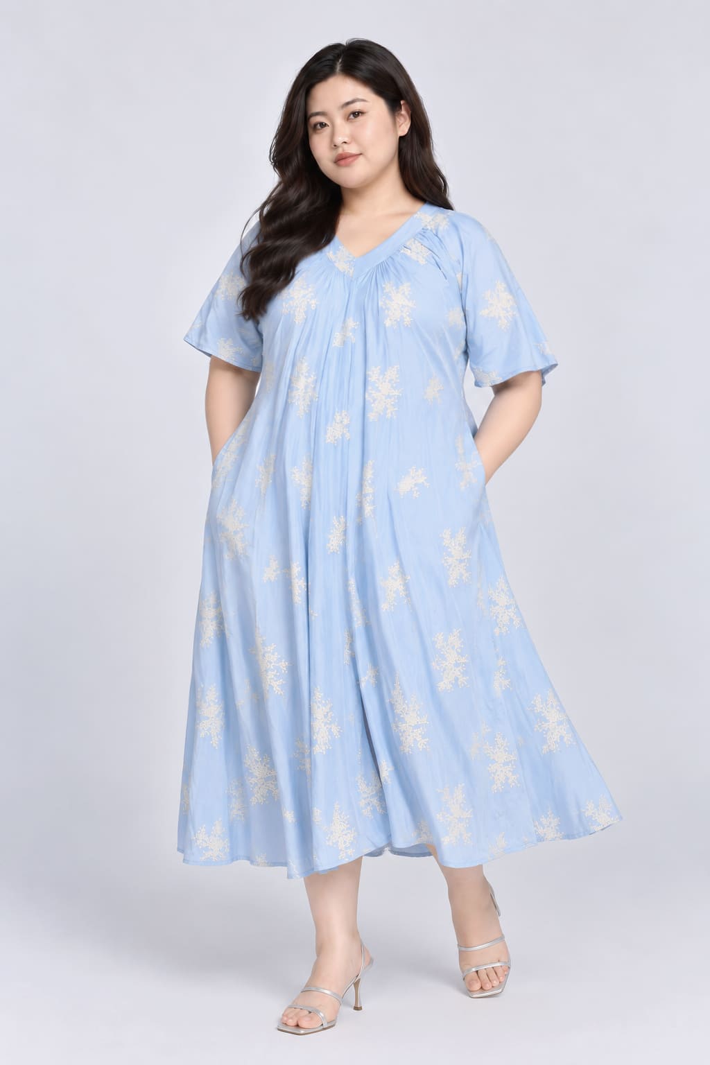 TE+ : Whitney V Dress in Snow Blossom