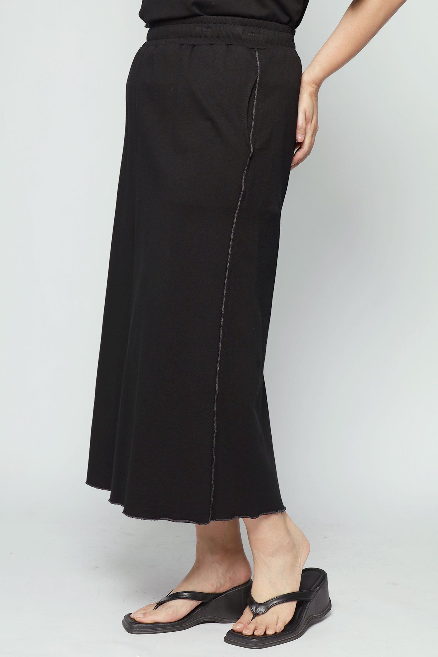 Trixie 2 in 1 Top and Skirt Set in Black