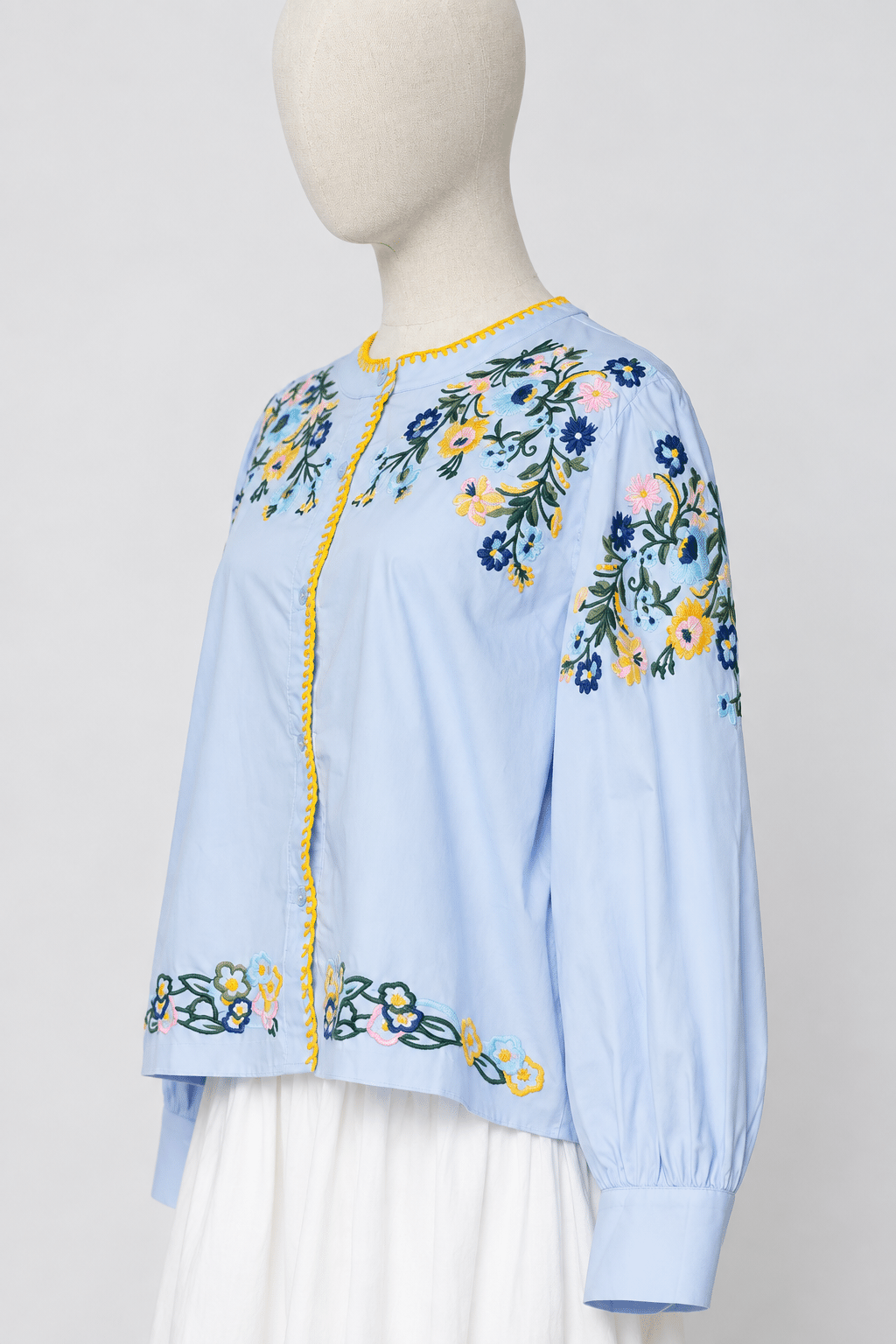 PO - Vanda Floral Embroidery Top