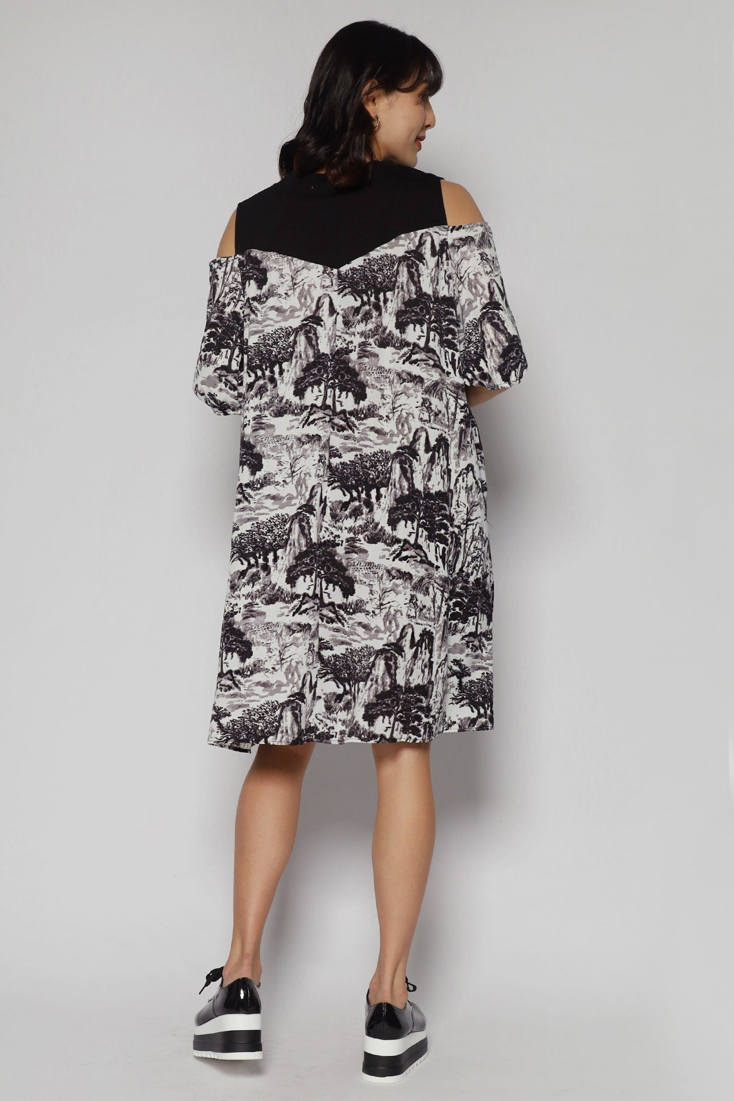 Venus Dress in Scenic View