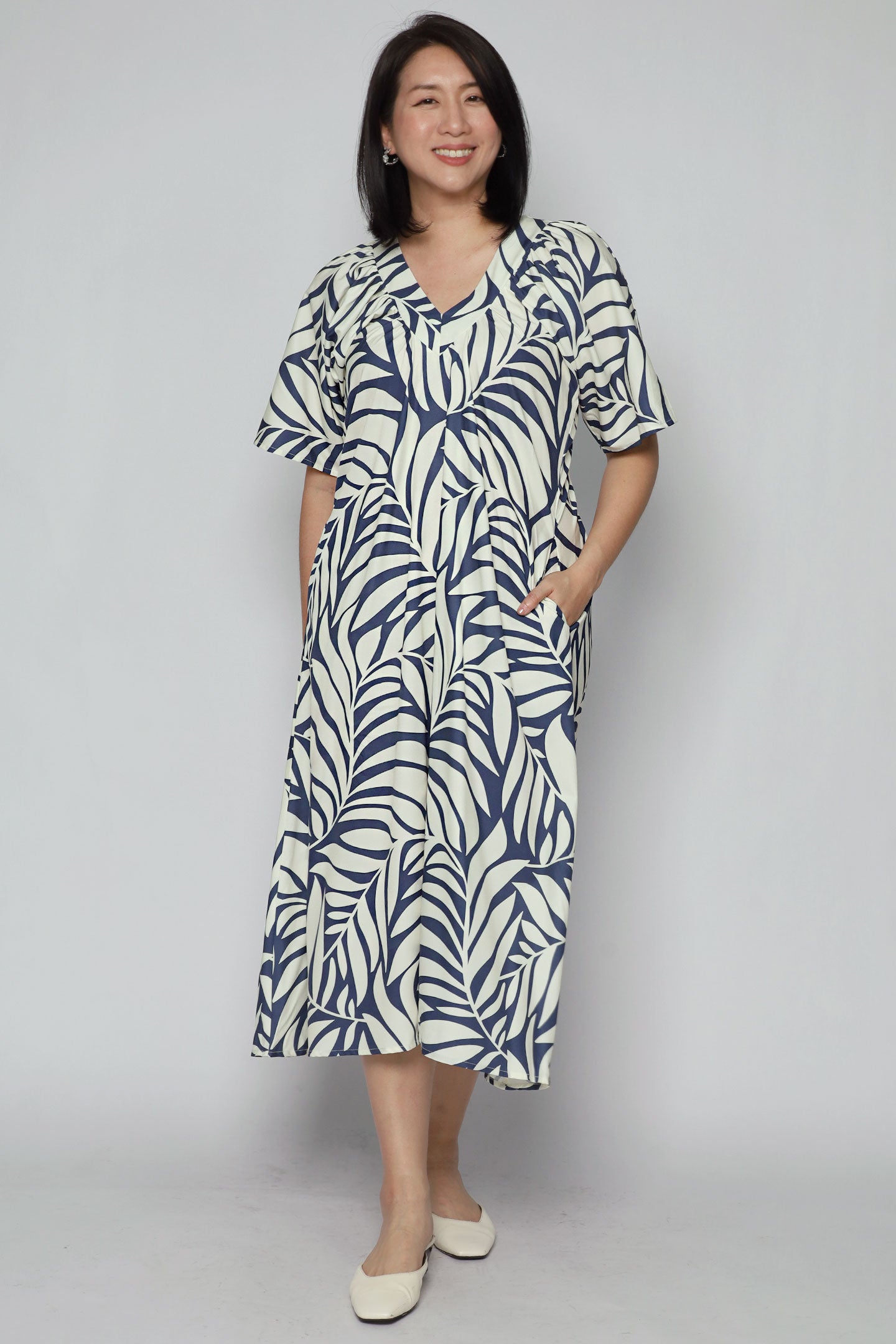 Whitney V Dress in Botanique Fern