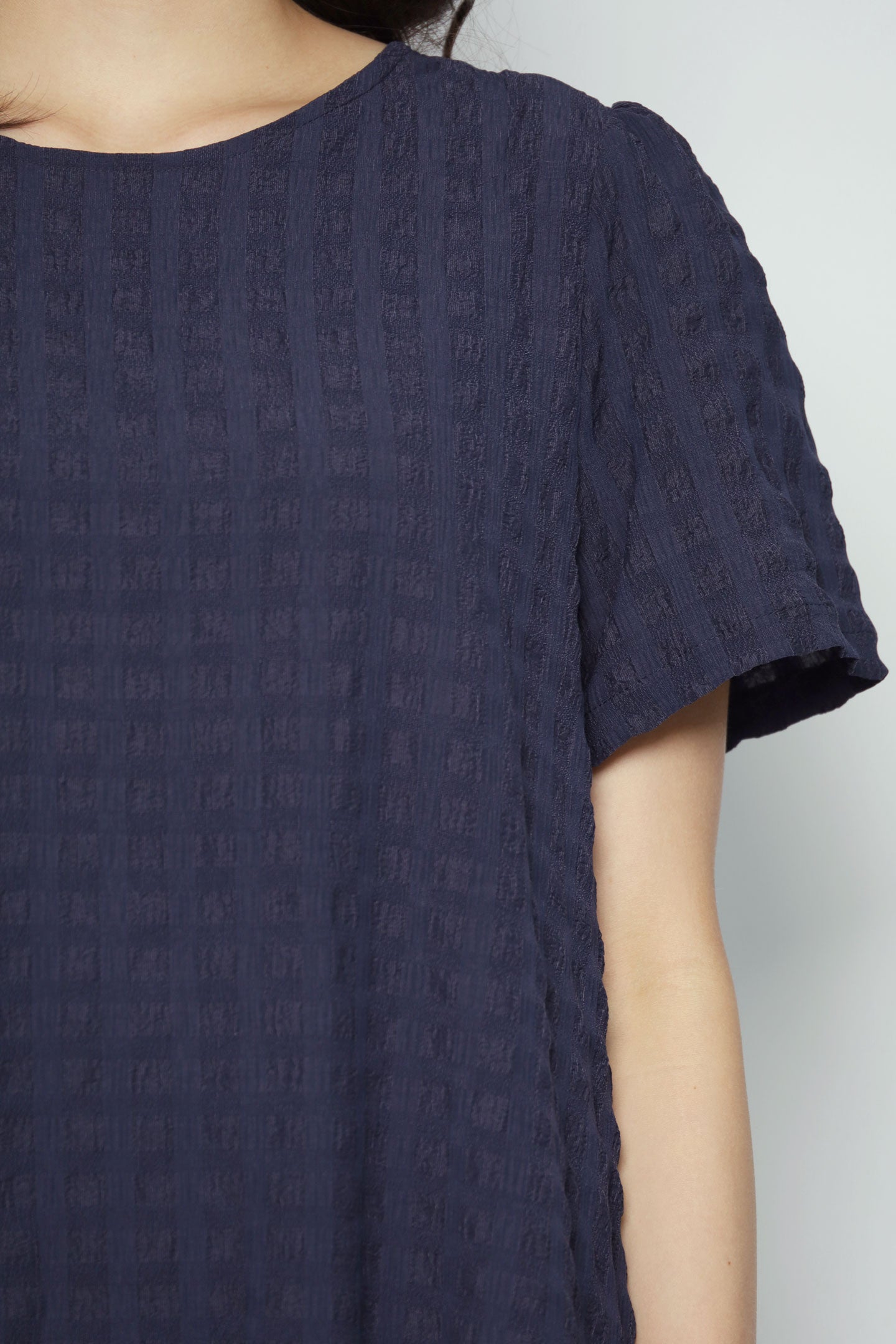Backorders Xing Dress in Blue Textured