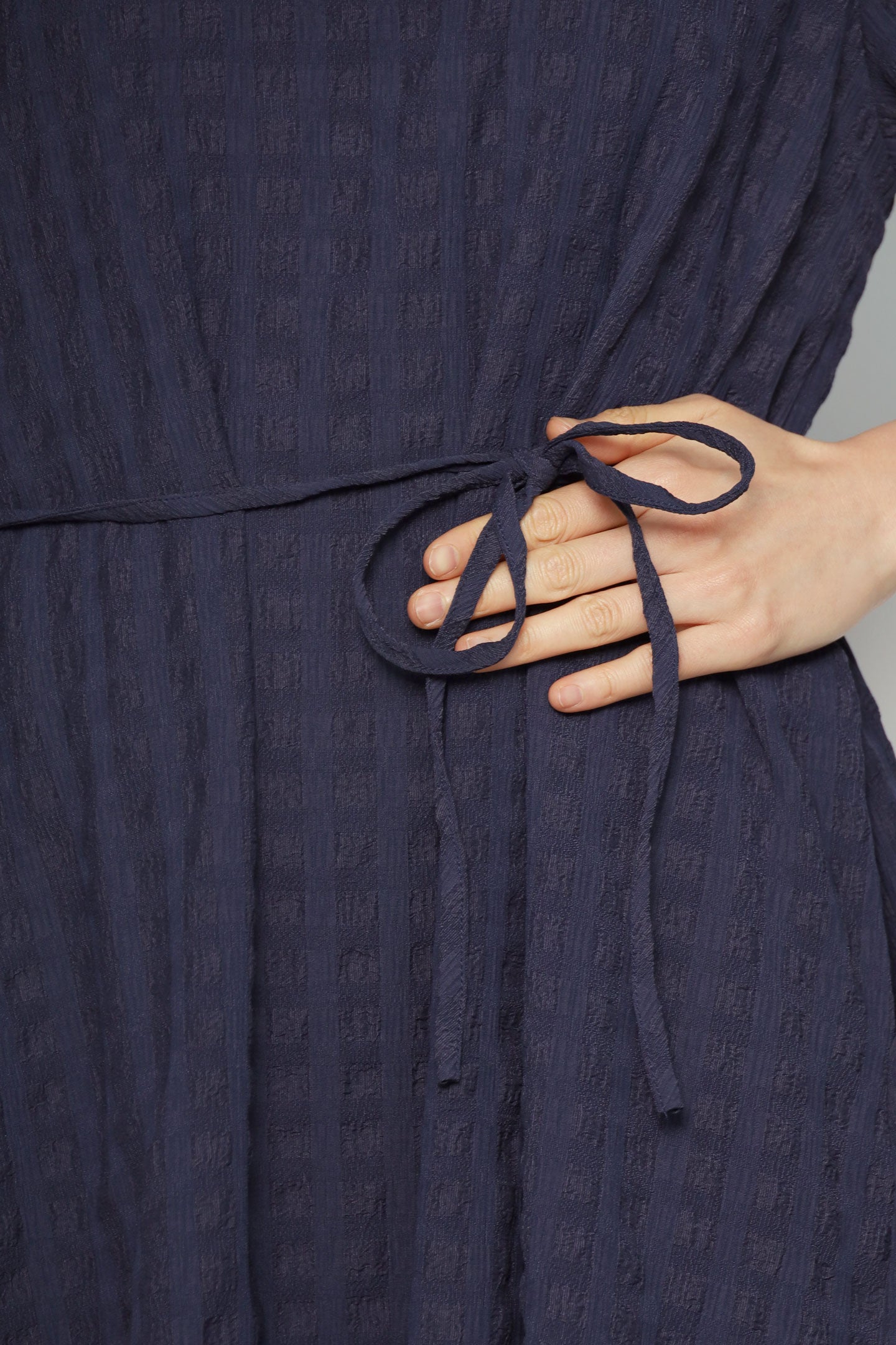 Backorders Xing Dress in Blue Textured