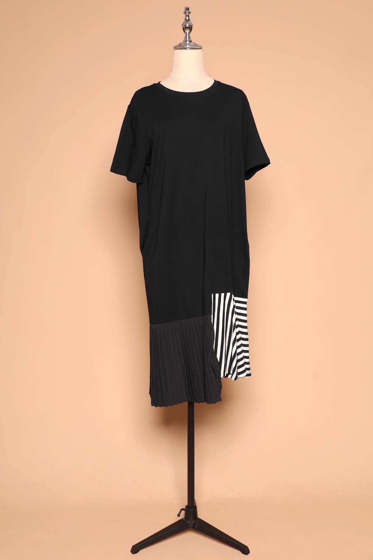PO - Yara Monochrome Dress