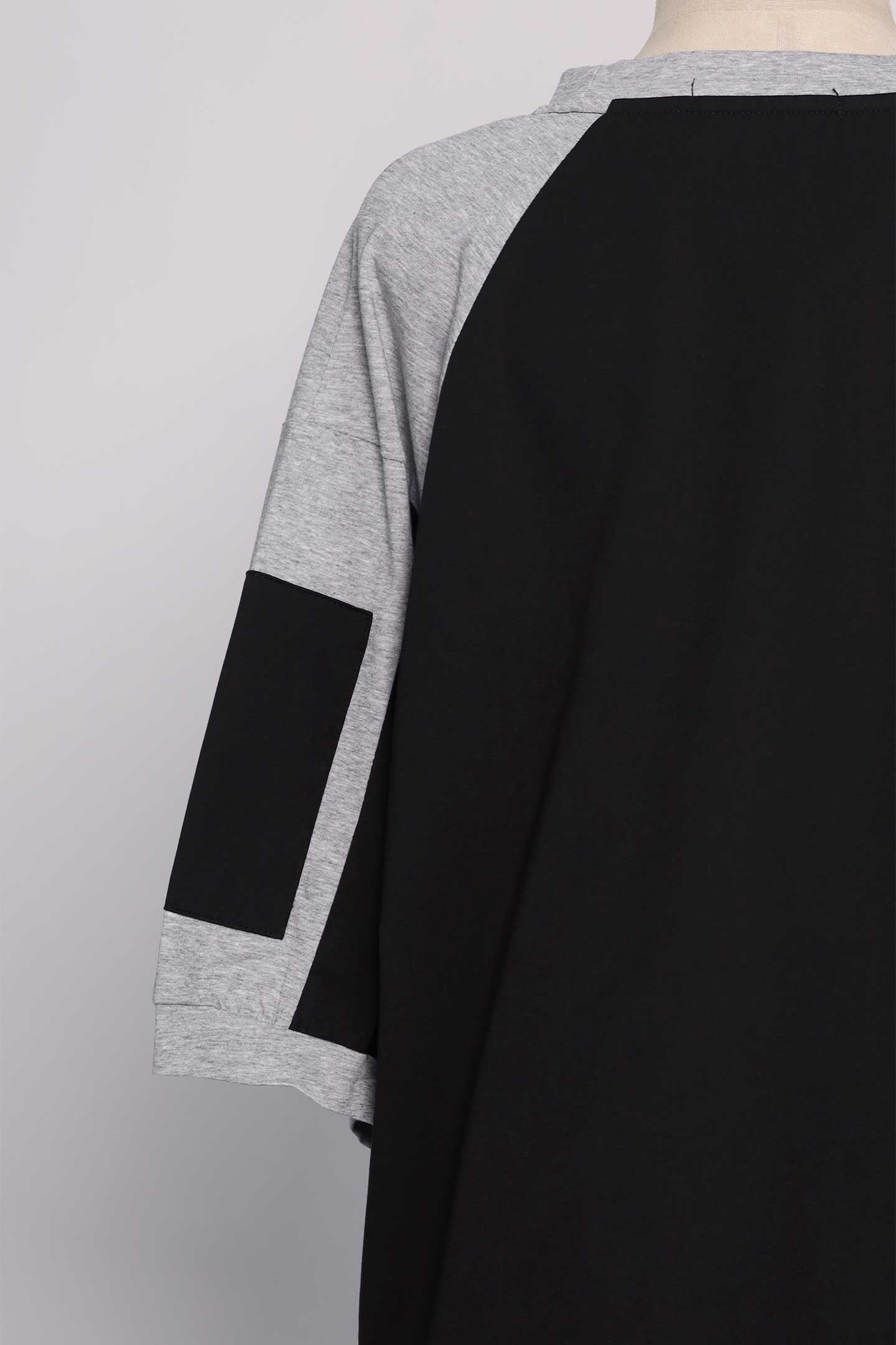 PO - Yewen Colourblock Top in Black