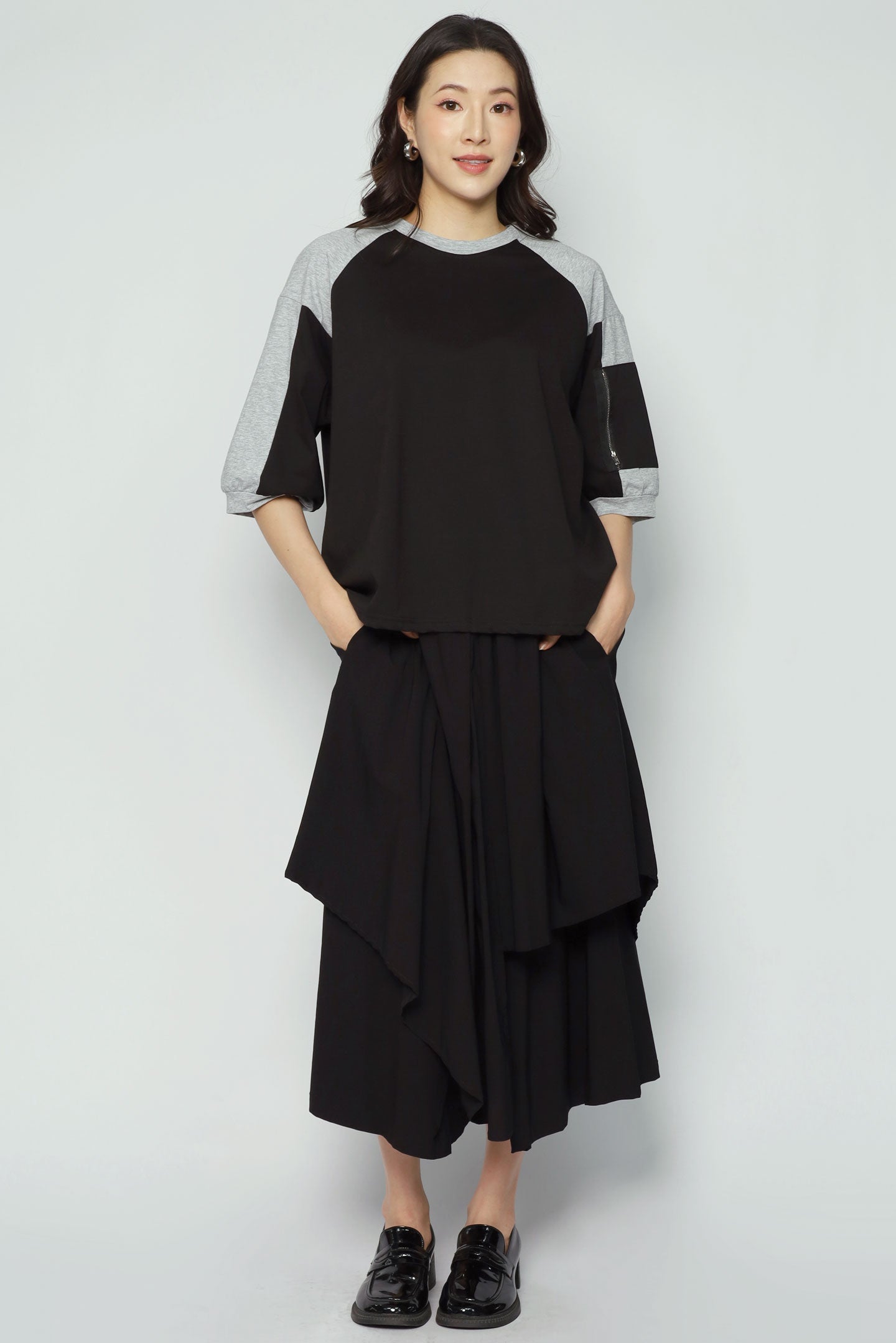 Yewen Colourblock Top in Black