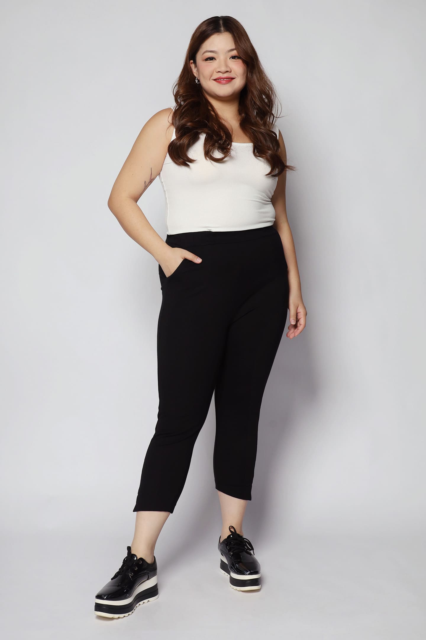 SUPERSTAR: Classics - Yoges Pants in Black