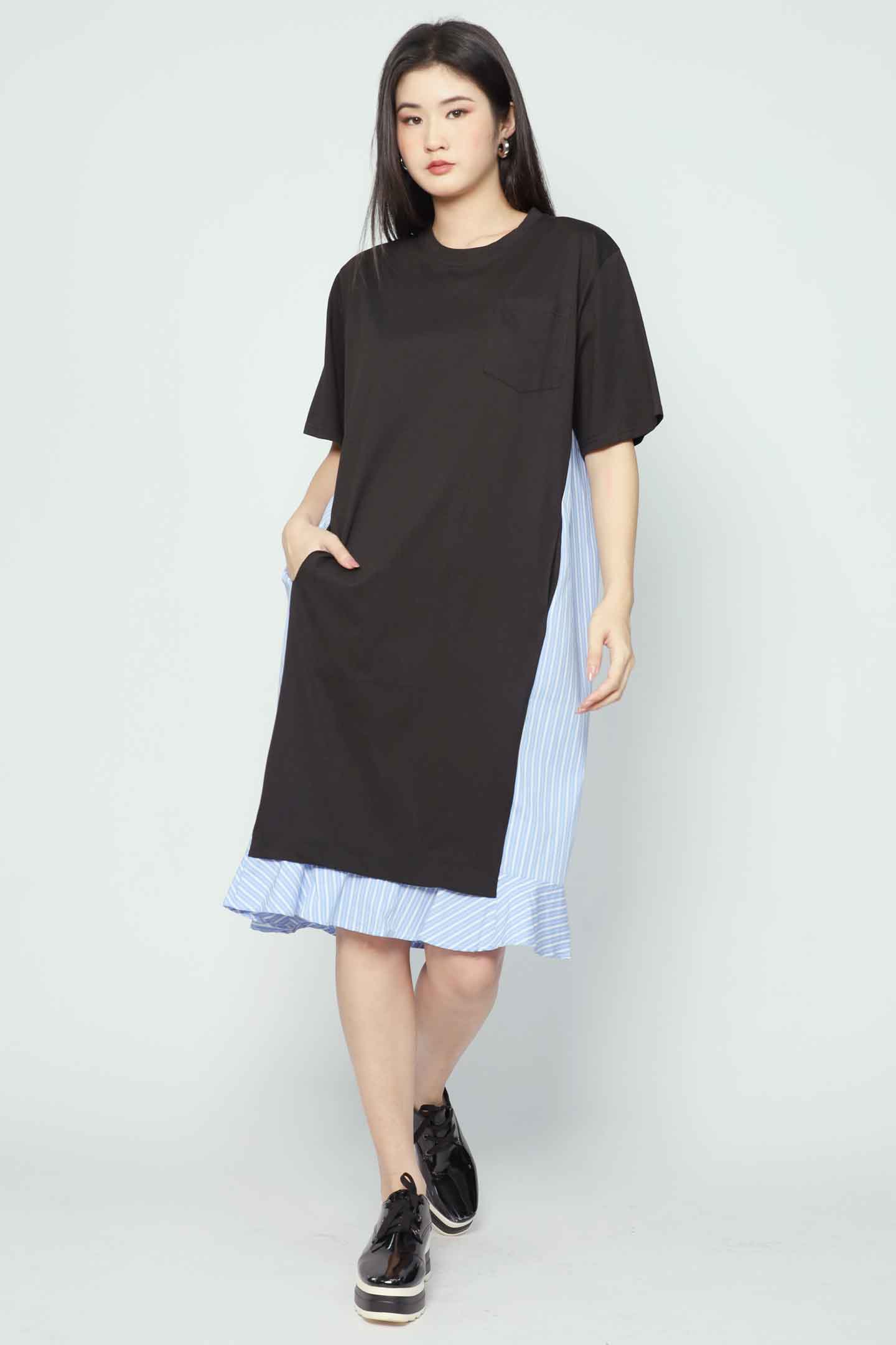 Yong Pinstripes Dress in Black