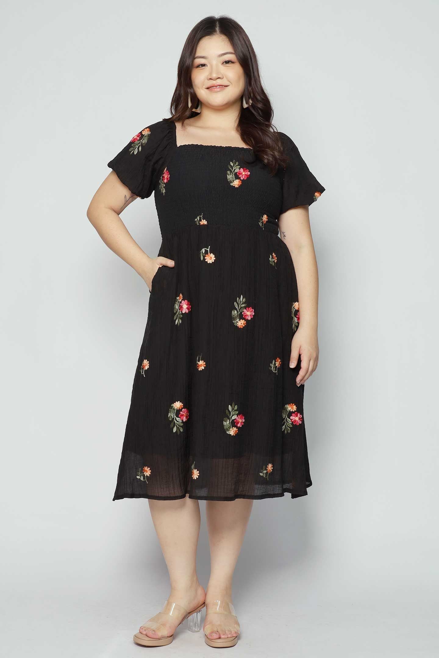 Sora Dress in Bloomingdale