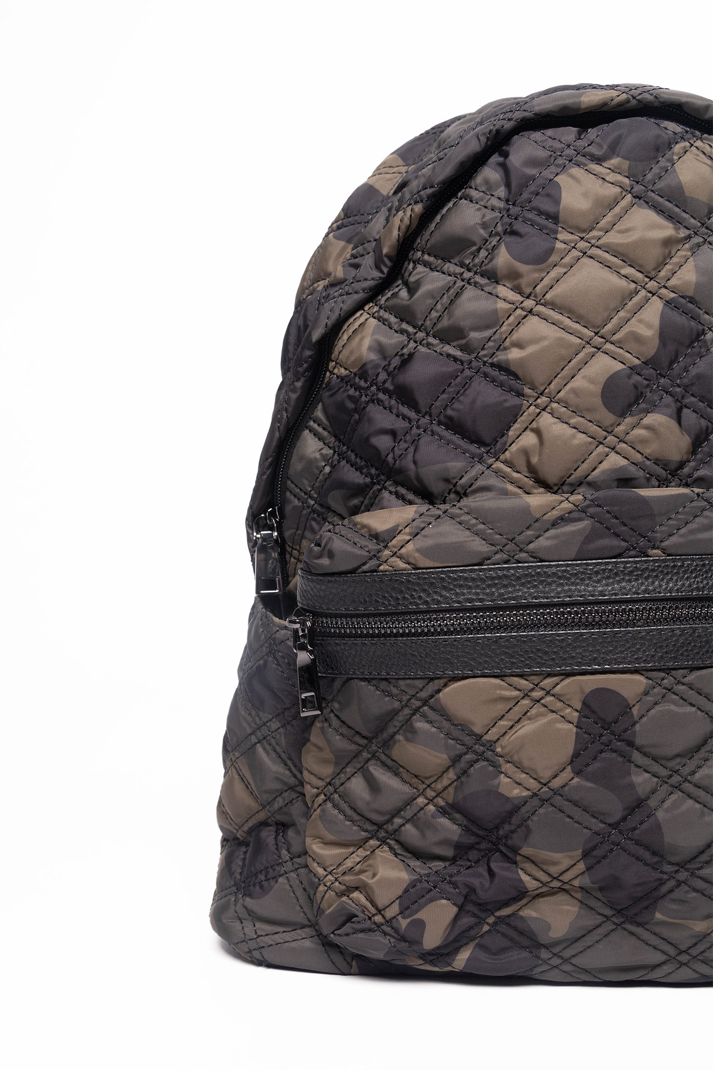 Classic Quilted Bag Pack in Camo