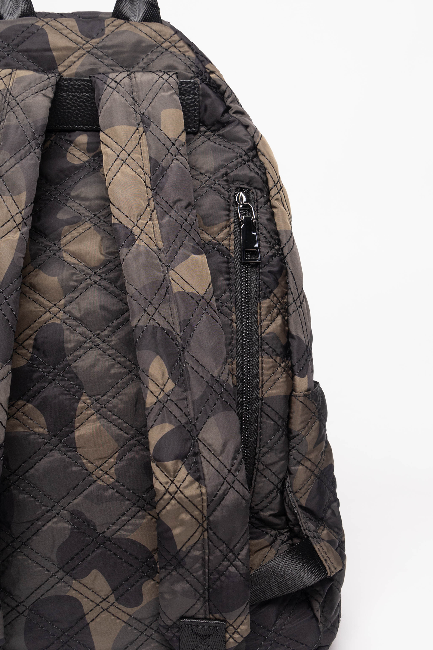 Classic Quilted Bag Pack in Camo