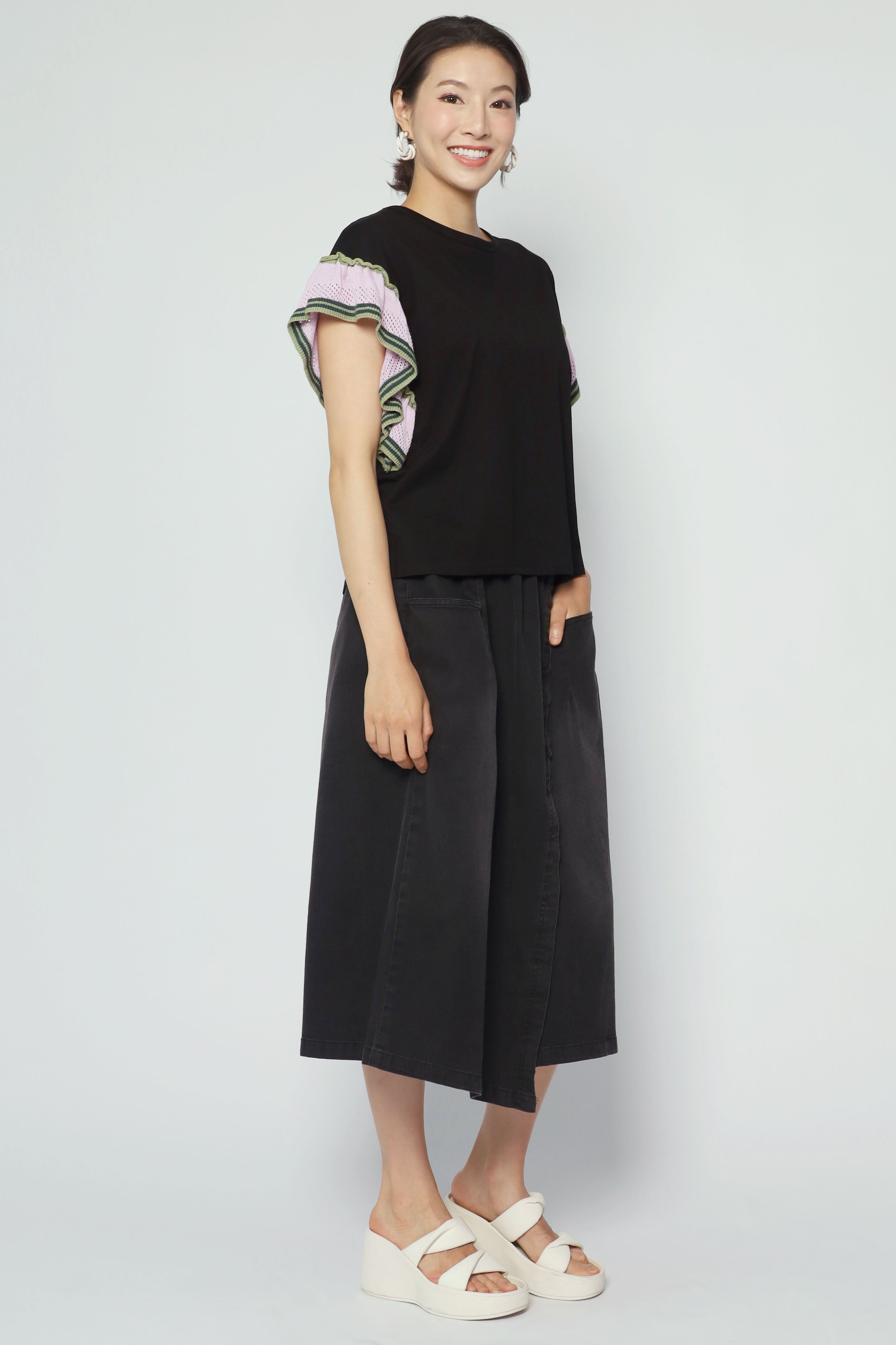 Aurelia Contrast Sleeves Top in Black