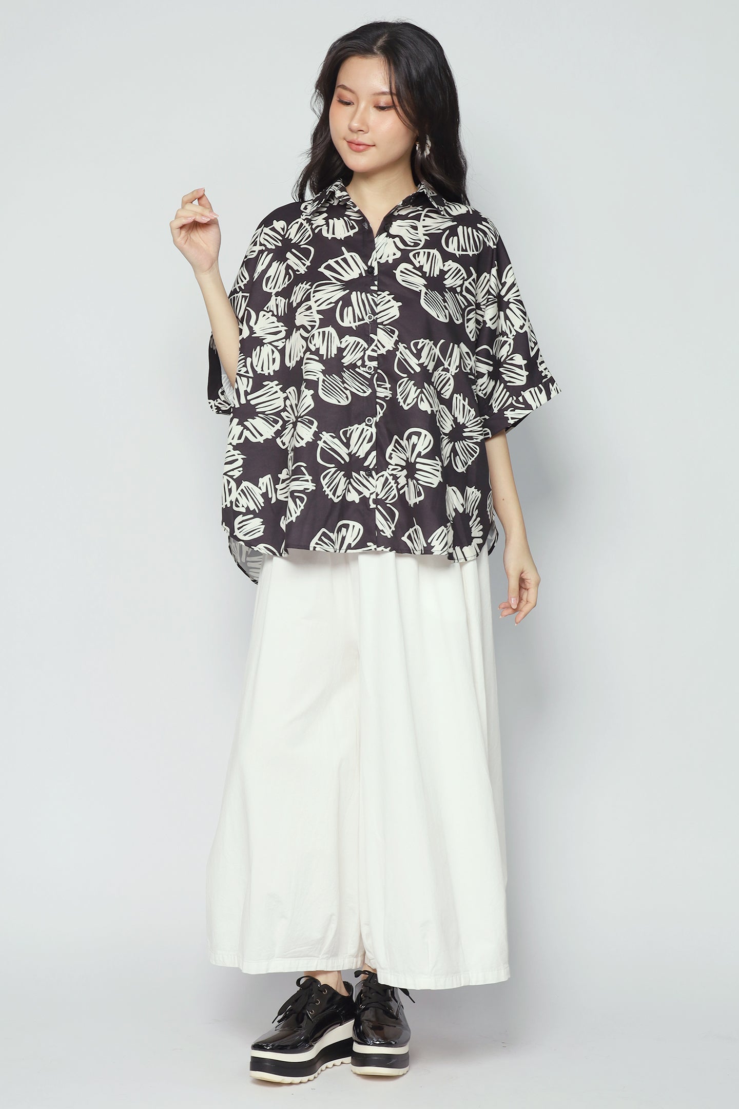 Avo Shirt in Wiggles Scribbles