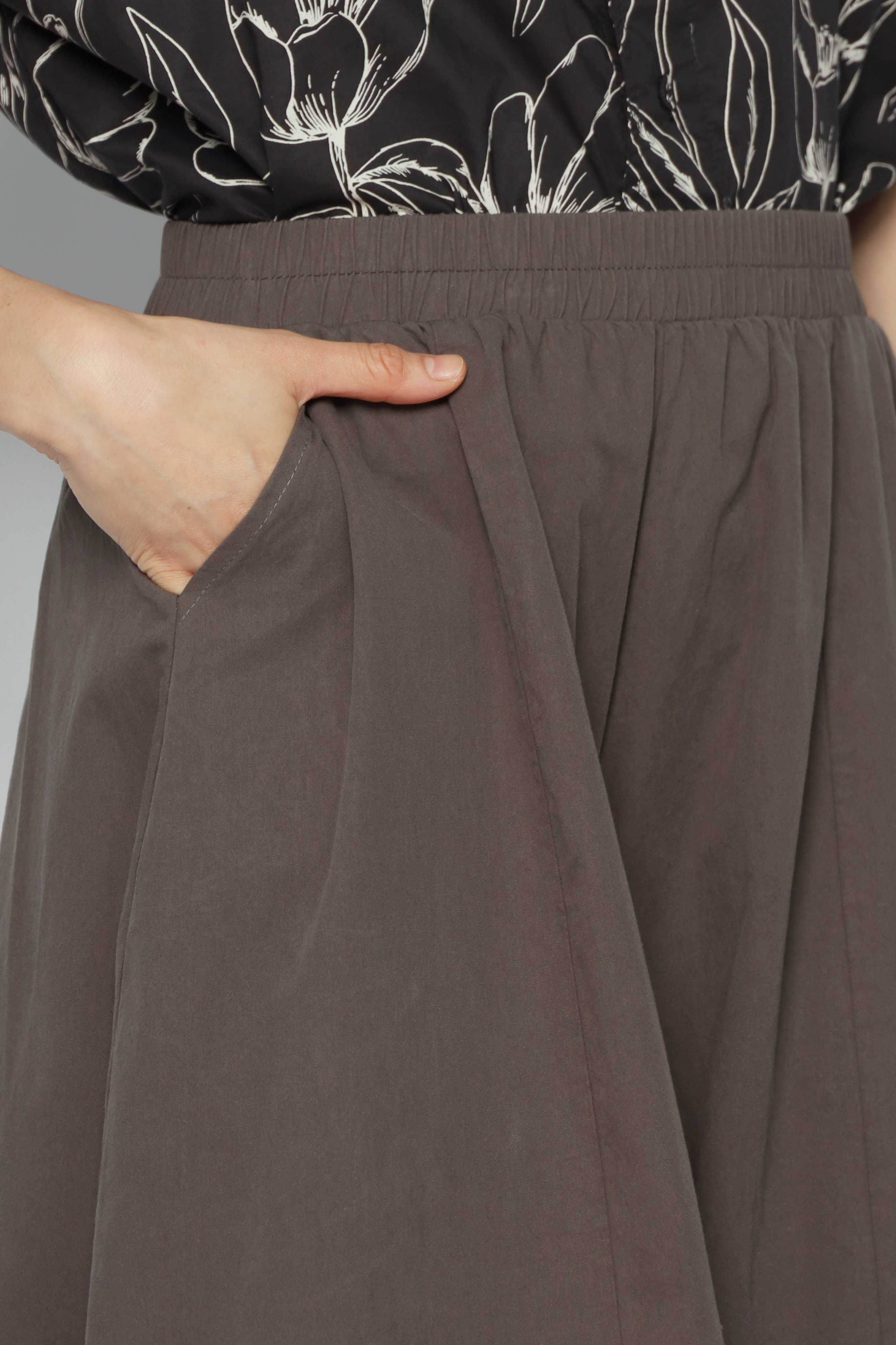 Ash Pants in Ash Grey
