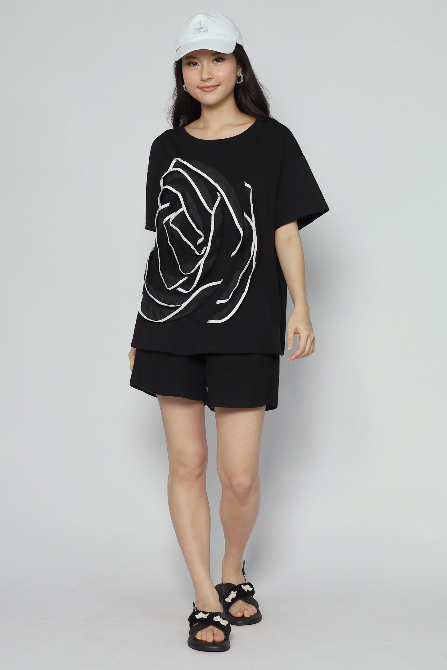 Baeri Rosette Top in Black
