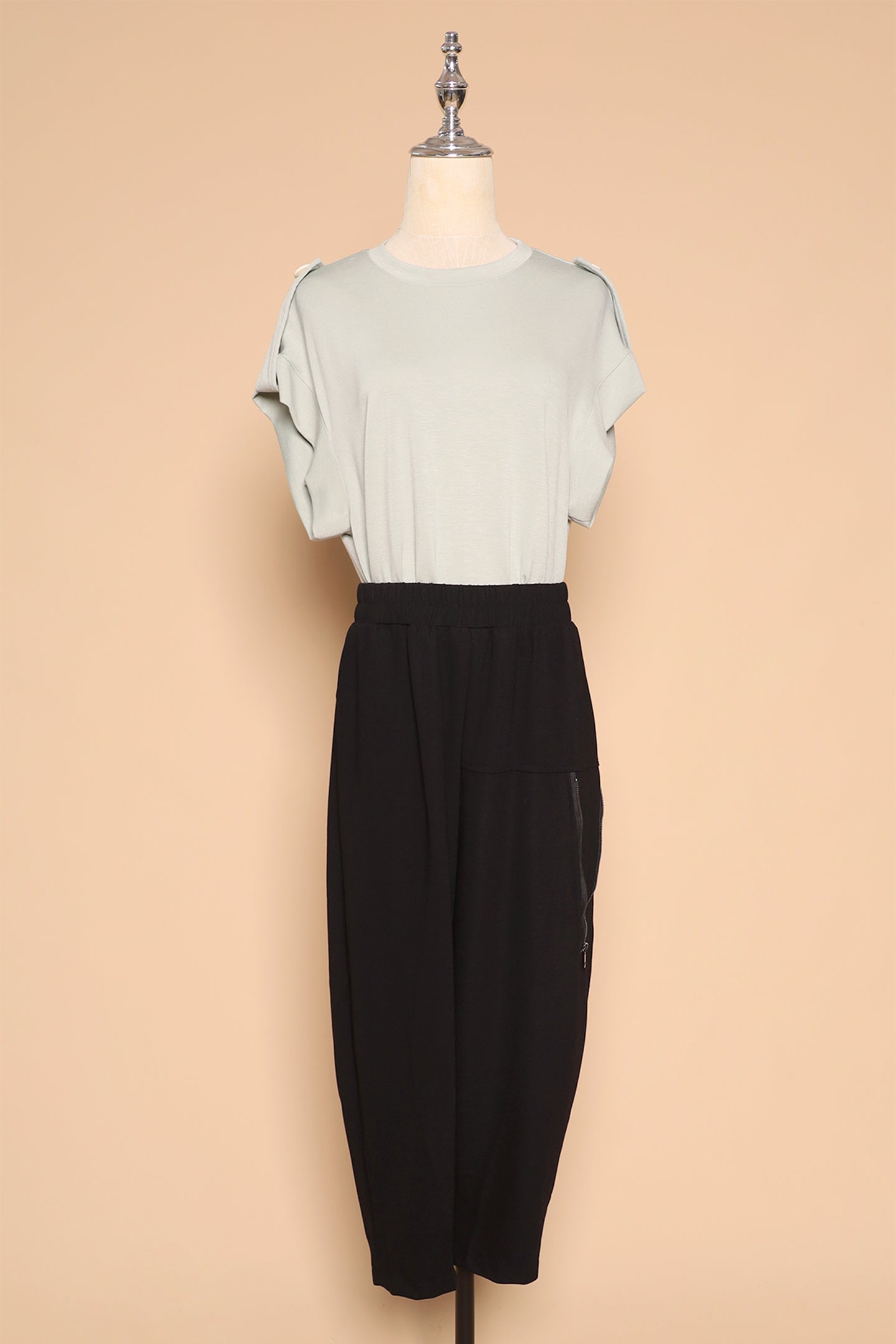 PO - Broom Zipper Pants