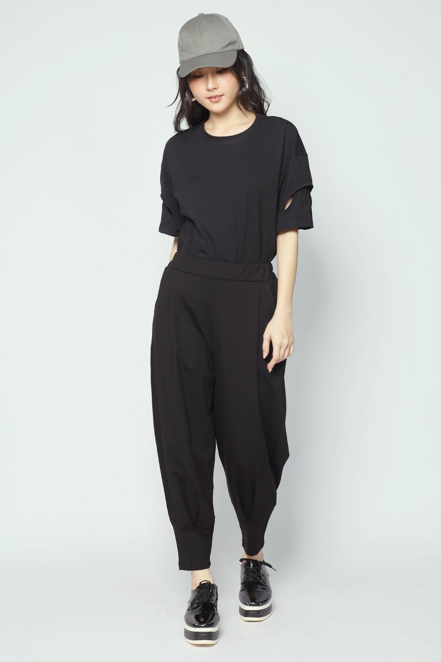 Backorders Cassa Pants in Black