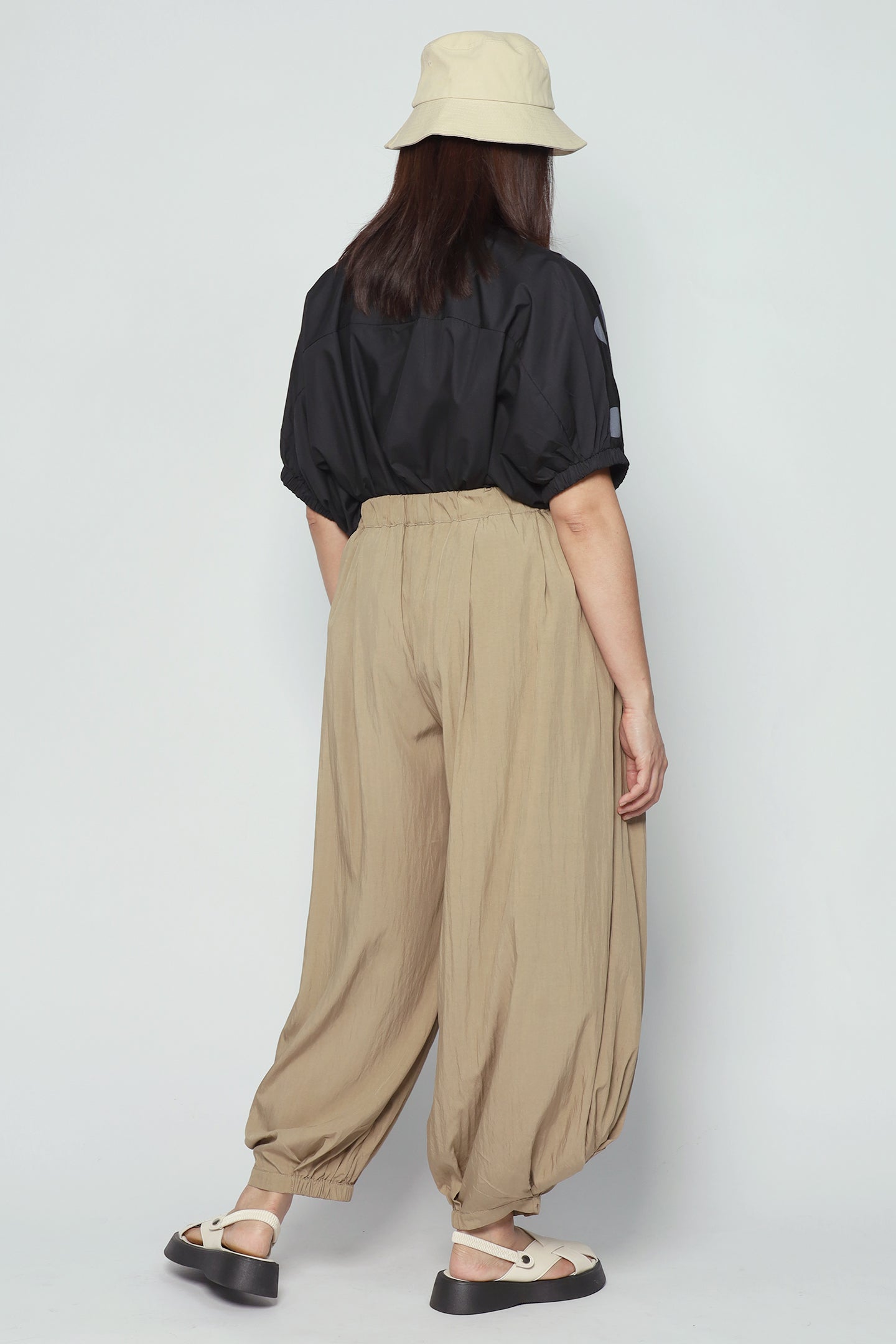 Cedar Pants in Khaki