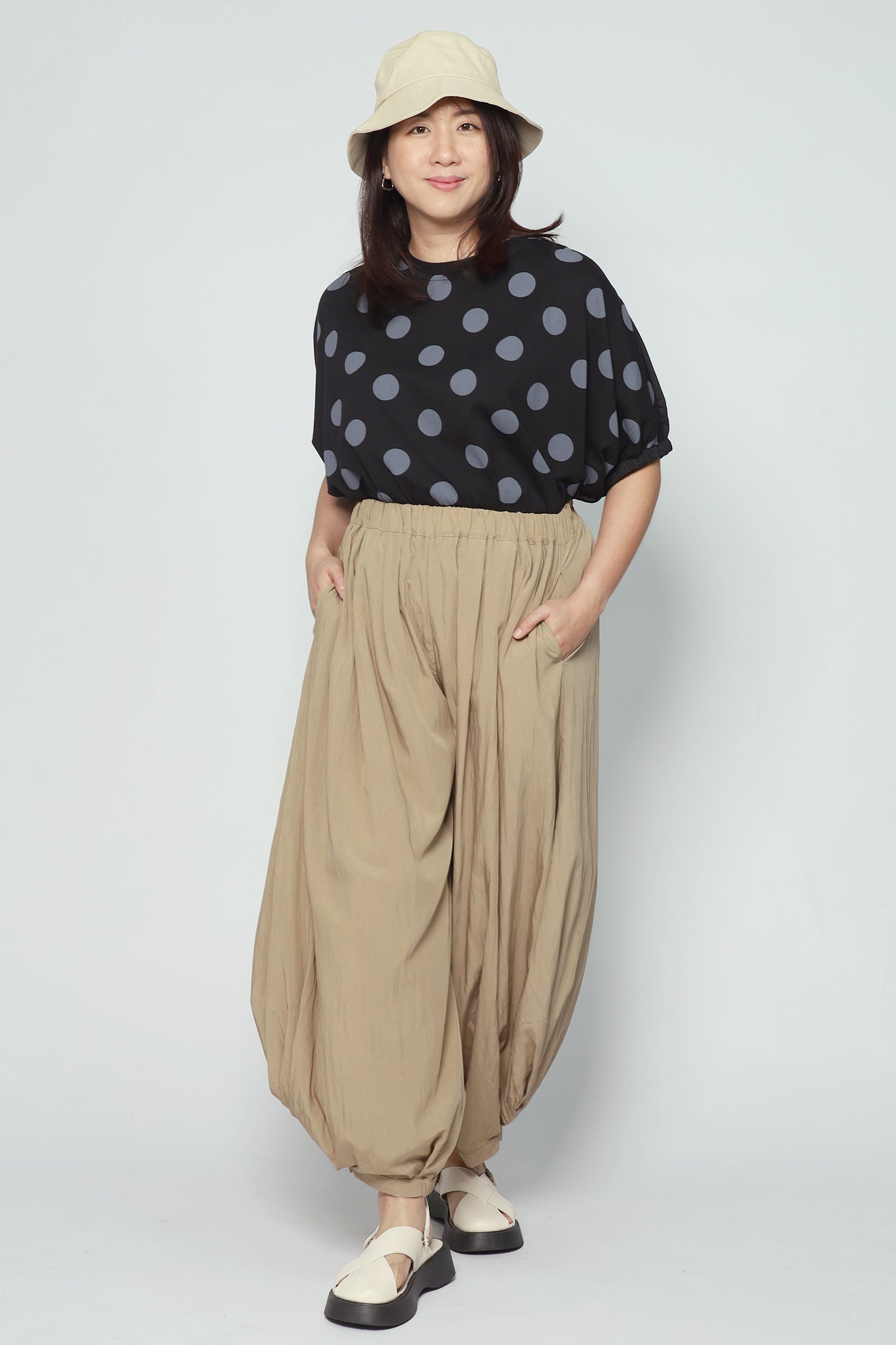 Cedar Pants in Khaki