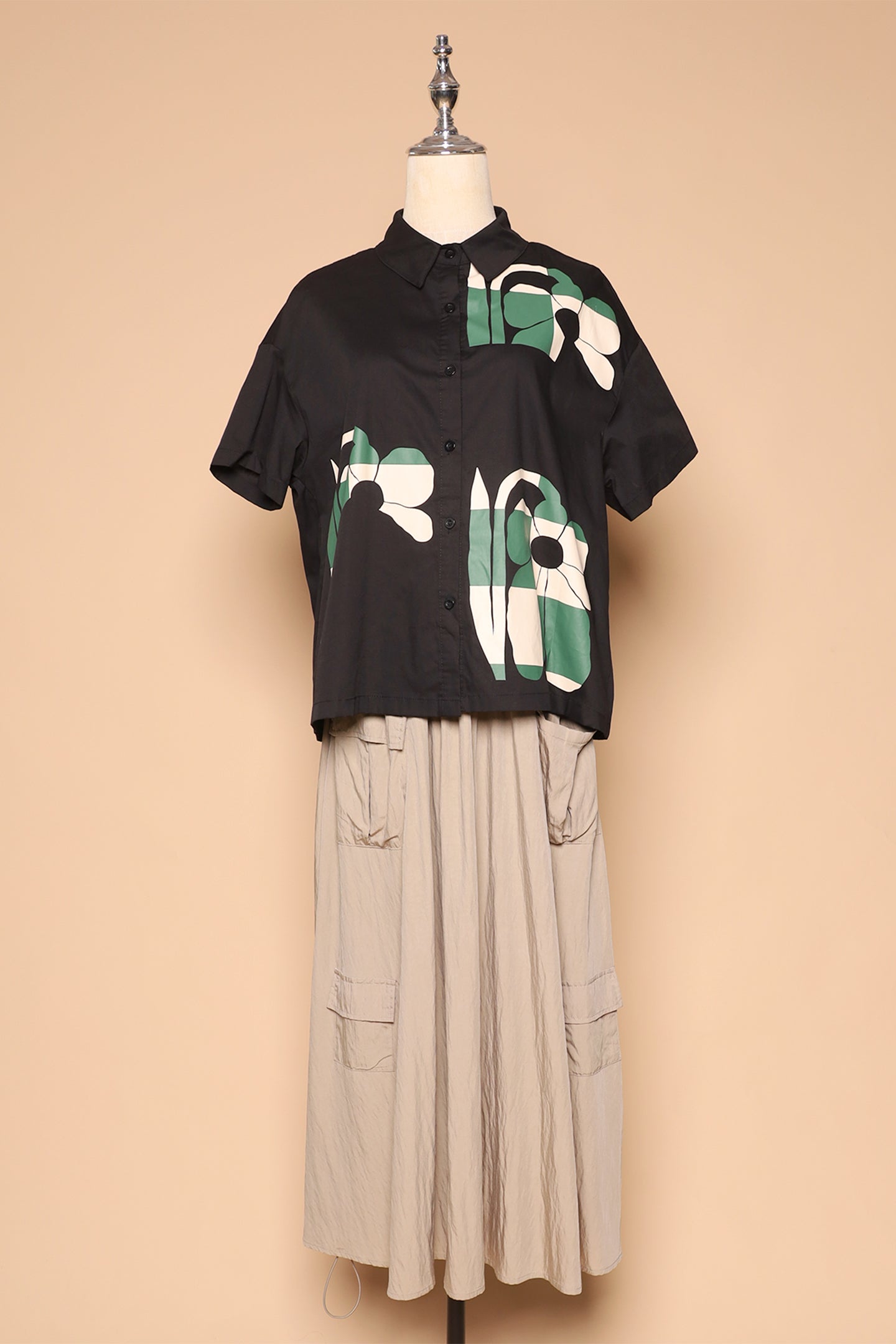 PO - Chow Shirt in Green Geometric