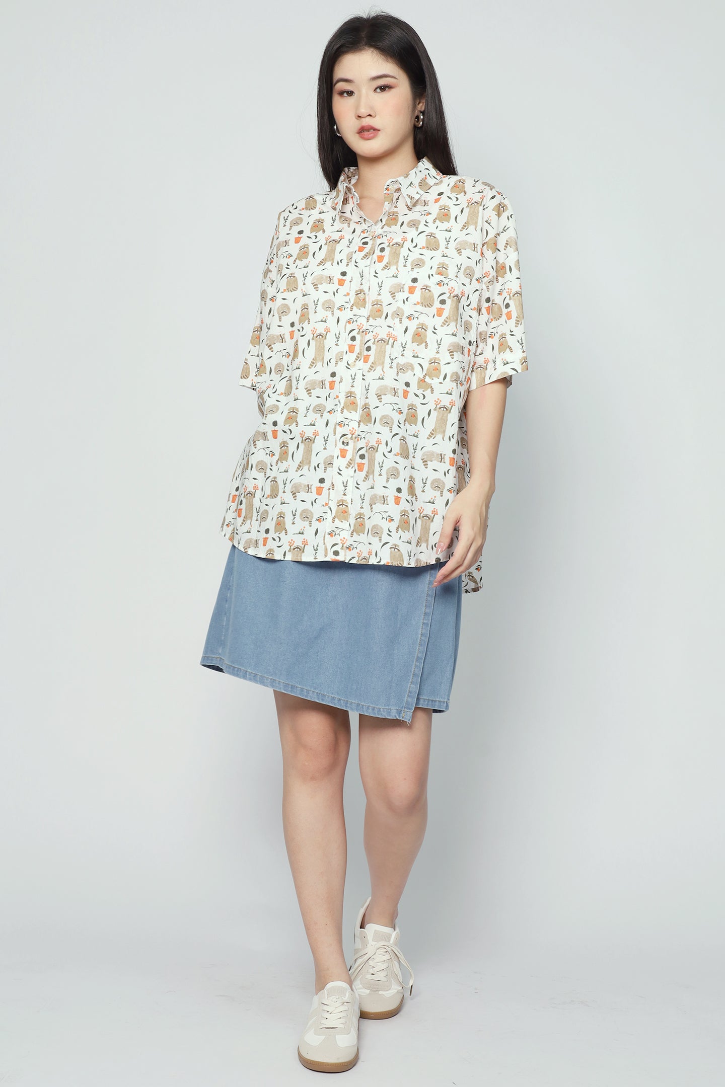 Cutie Shirt in Racoons