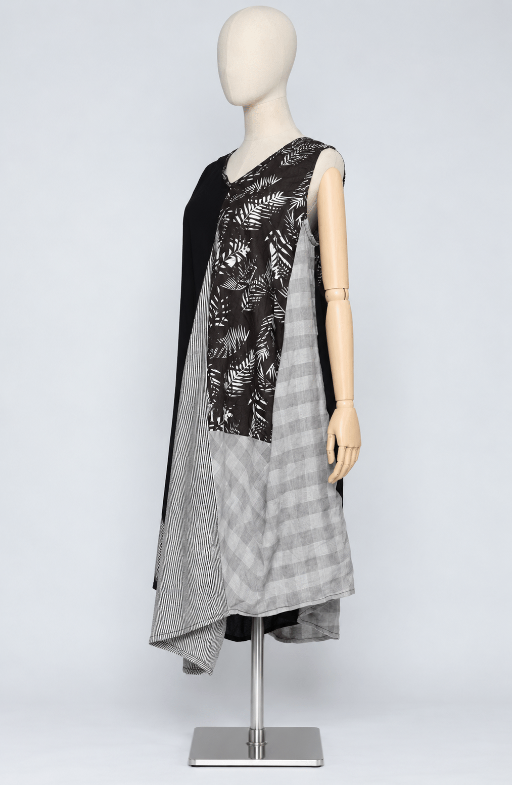 PO - Torie Dress in Black Ferns