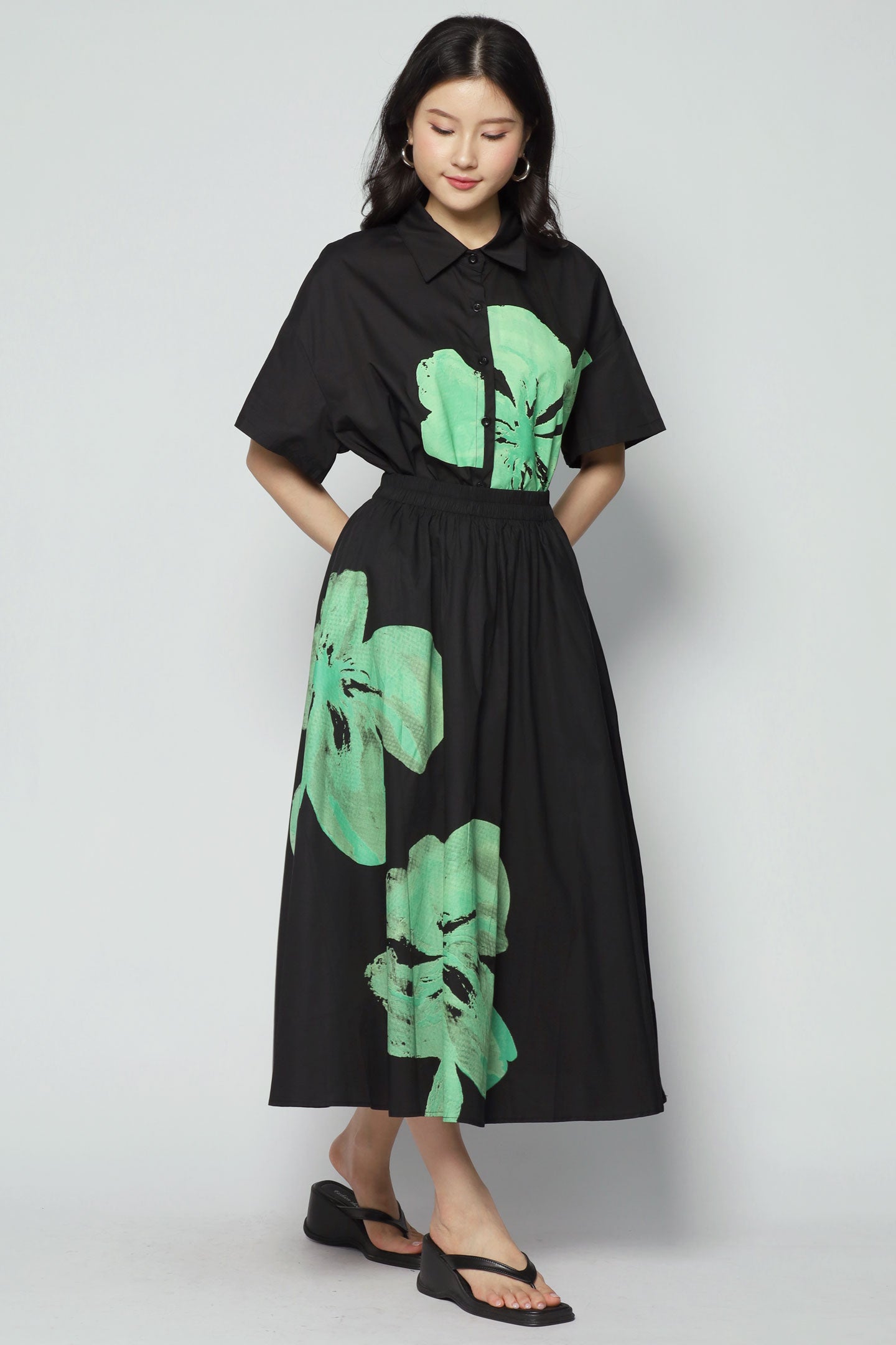 Cheong 2 in 1 Top and Skirt Set in Black