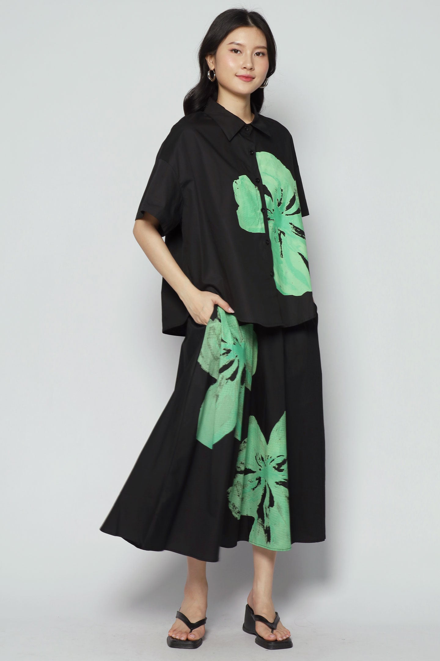 Cheong 2 in 1 Top and Skirt Set in Black