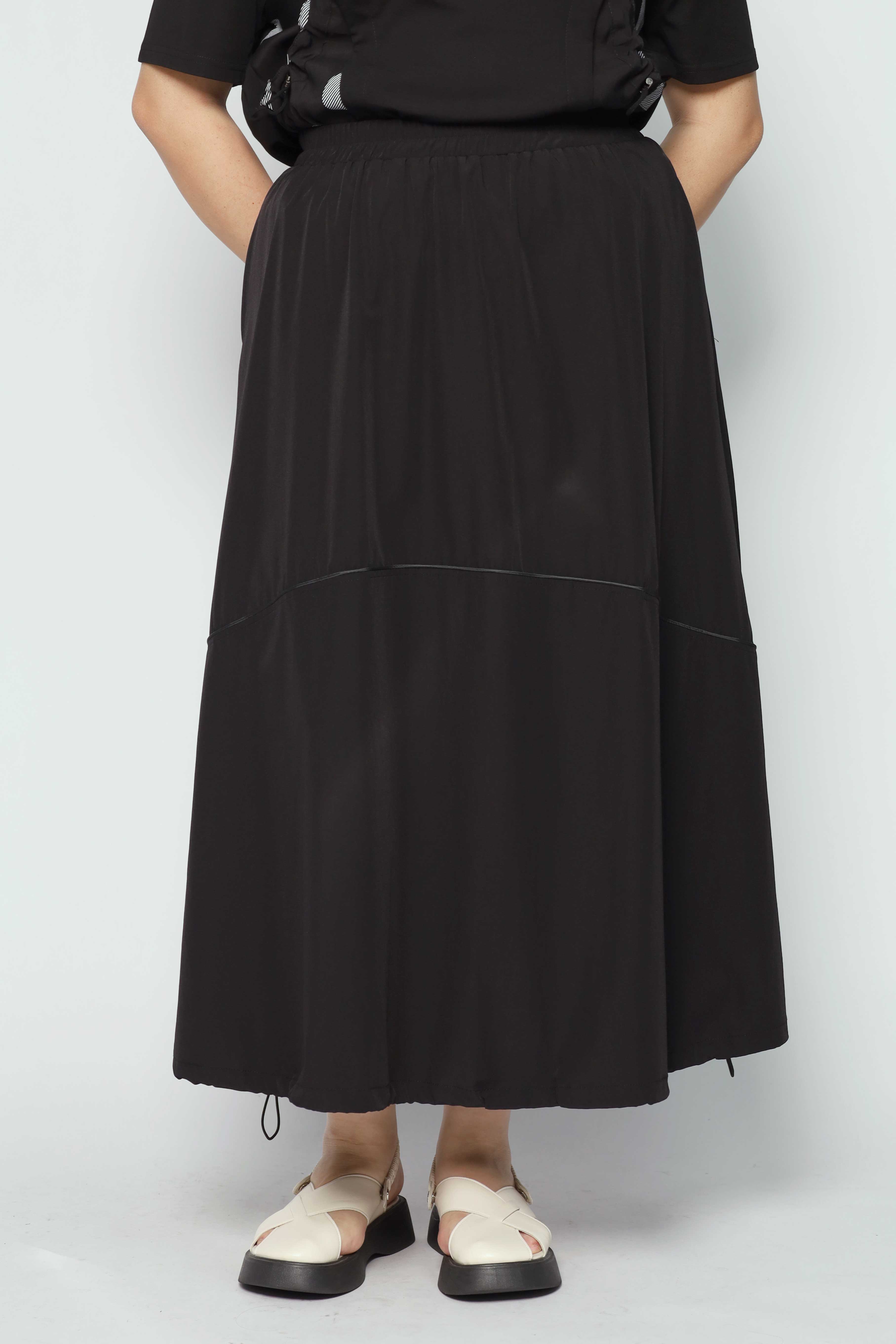 Choi Skirt in Black