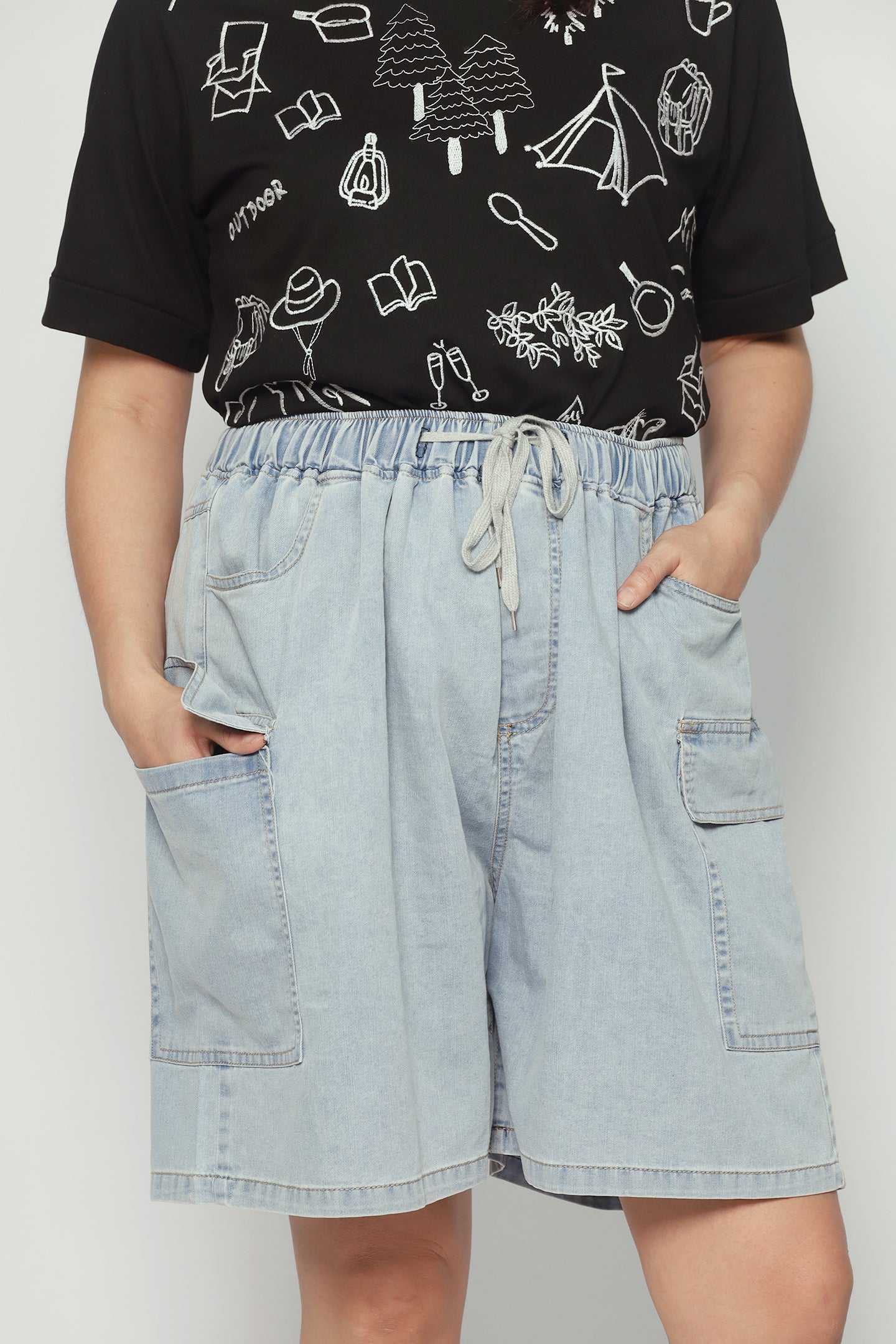 Clayton Shorts in Light Denim