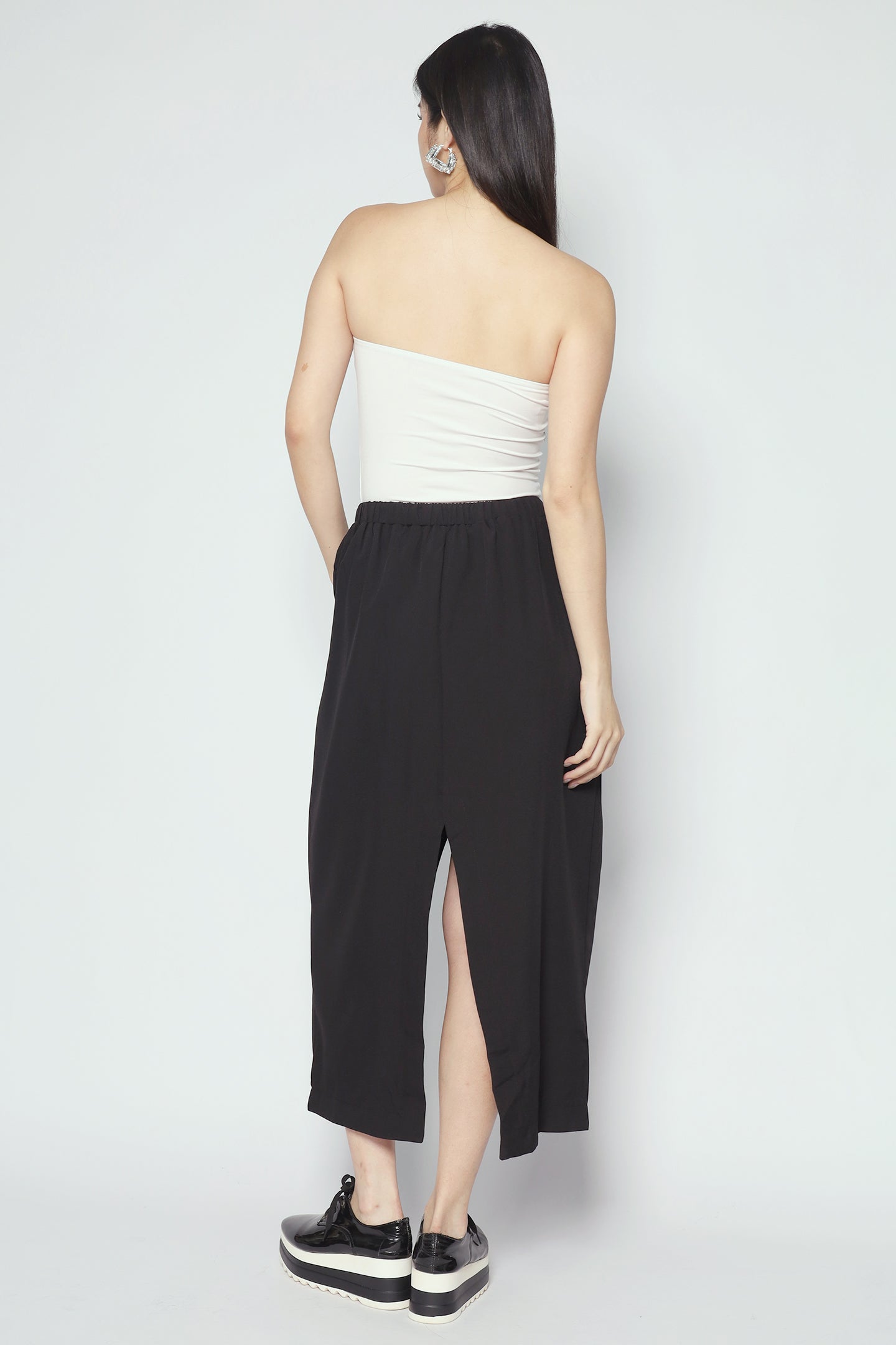 Cyra Slit Skirt in Black
