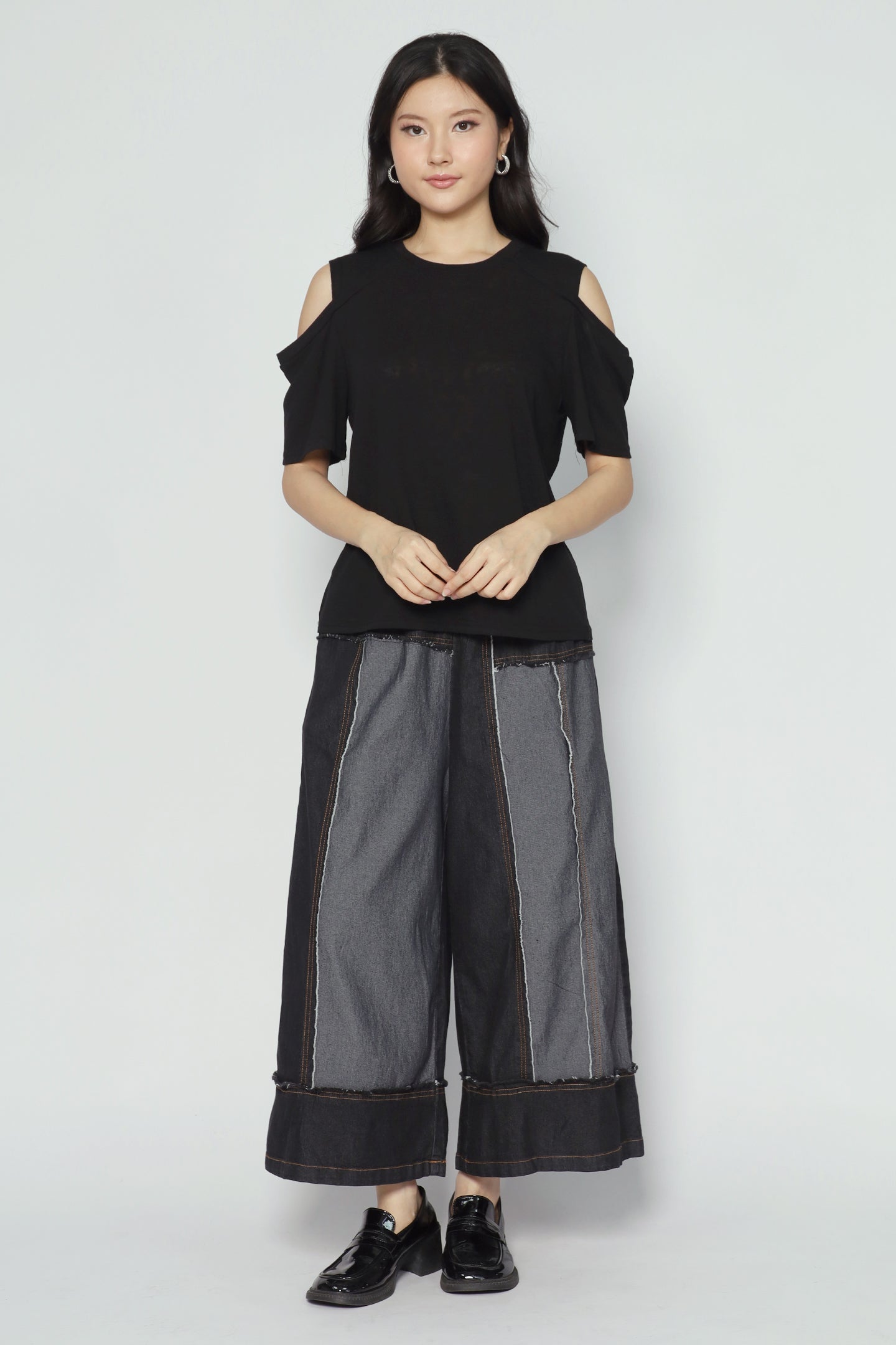 Dew Cold Shoulder Top in Black