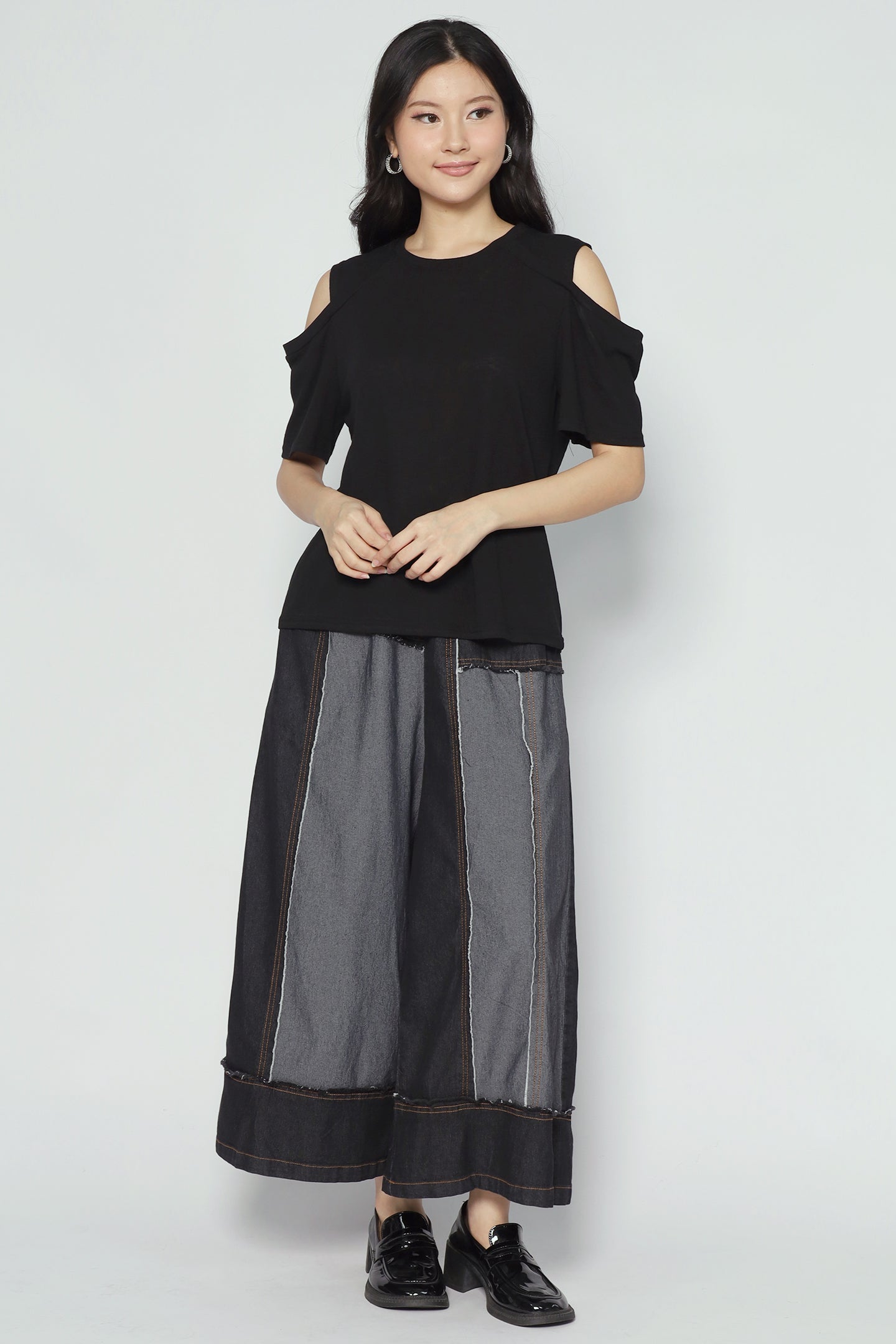 Dew Cold Shoulder Top in Black
