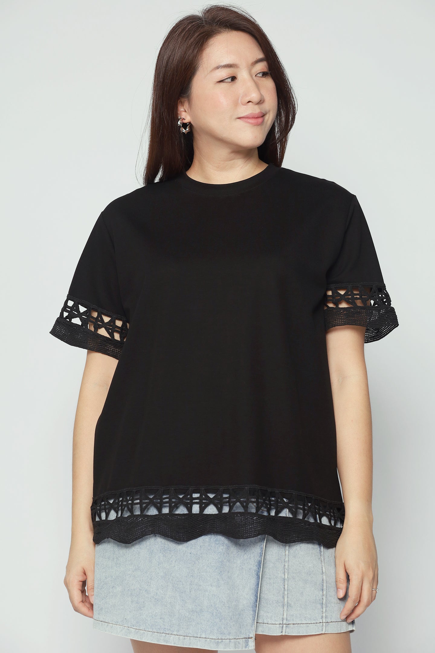Backorders Drew Crochet Top in Black