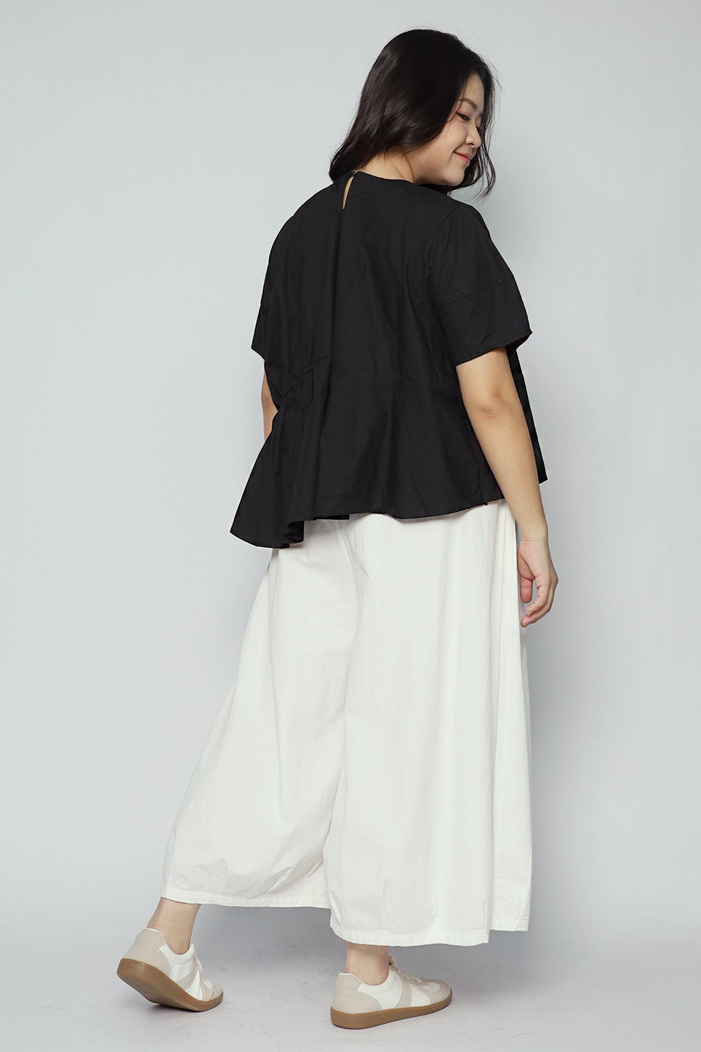 Fara Top in Black