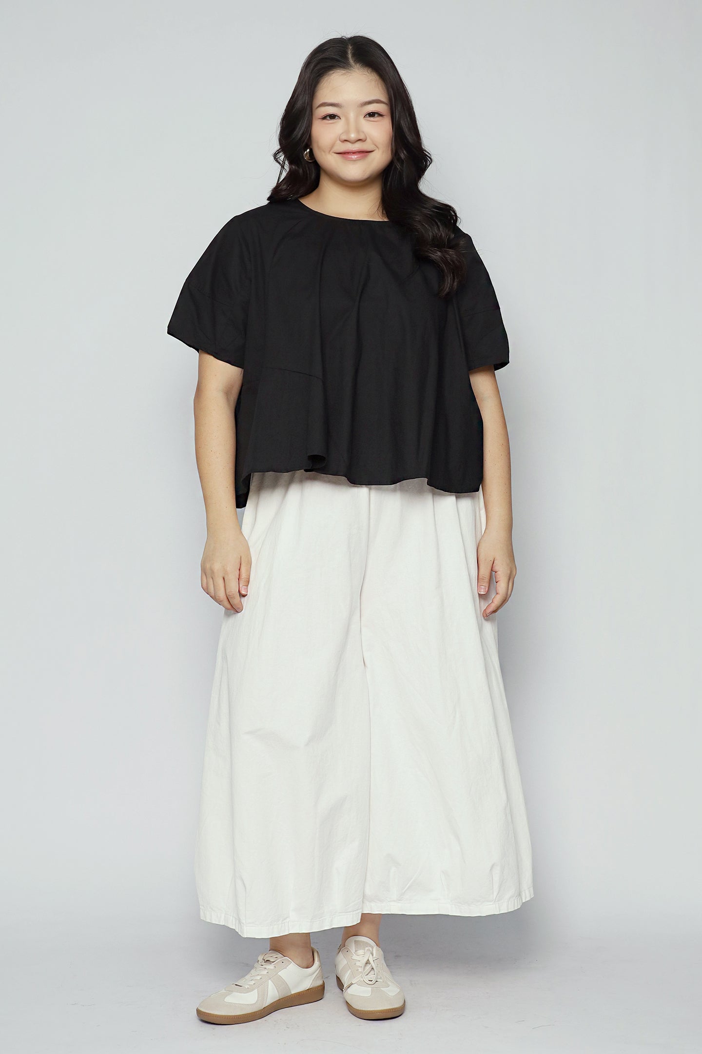 Fara Top in Black