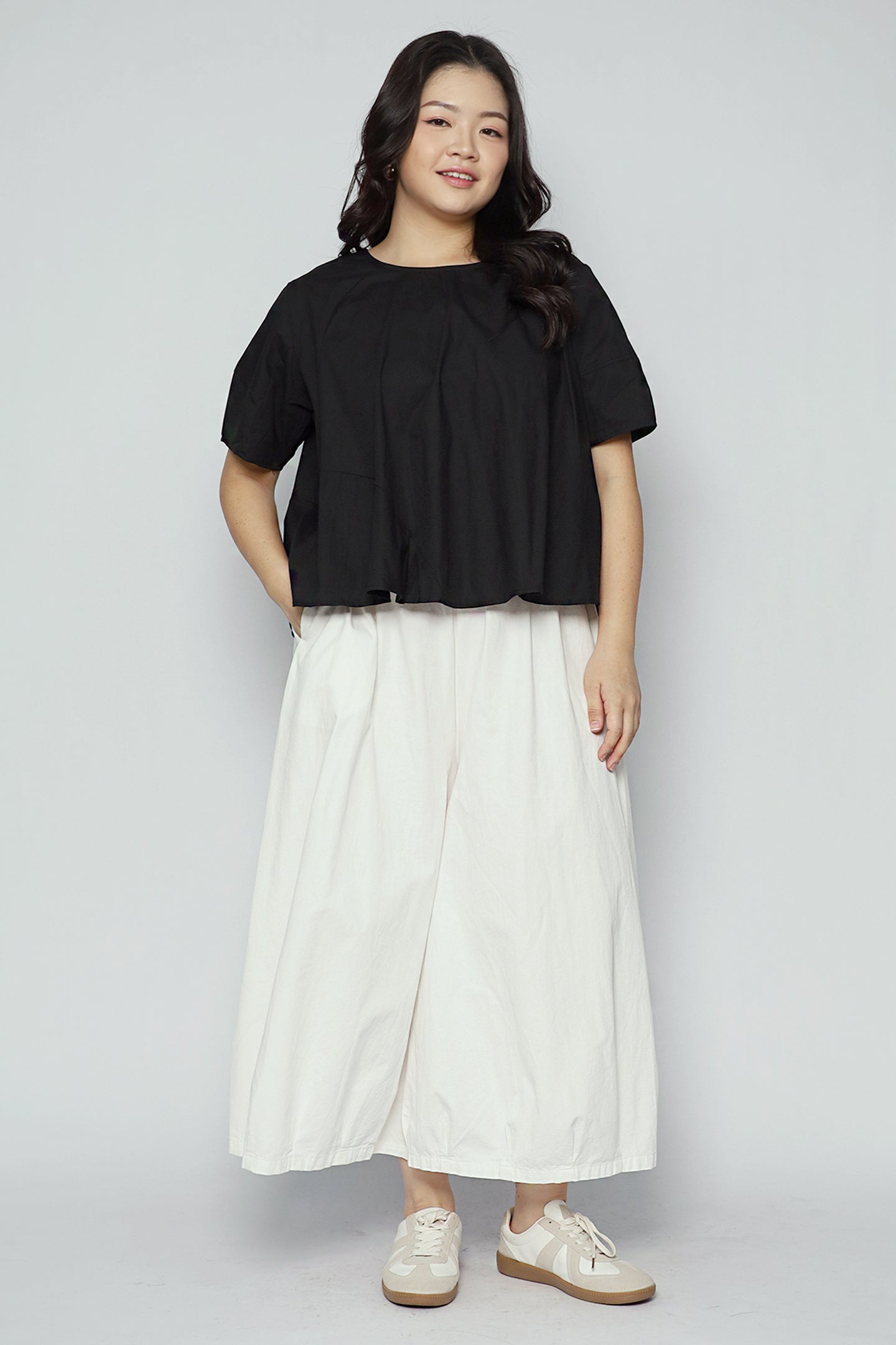 Fara Top in Black