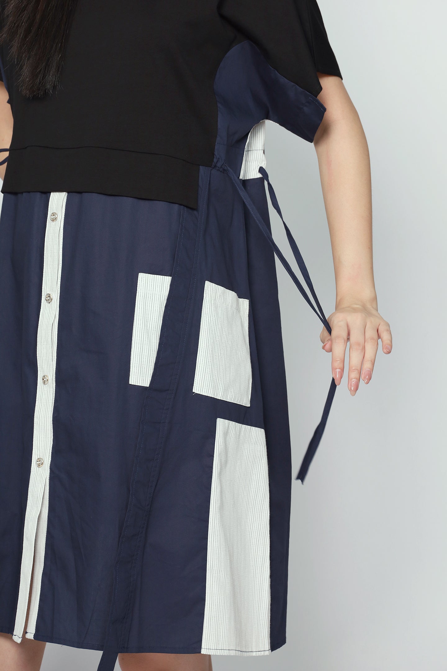 Gideon Dress in Black Blue