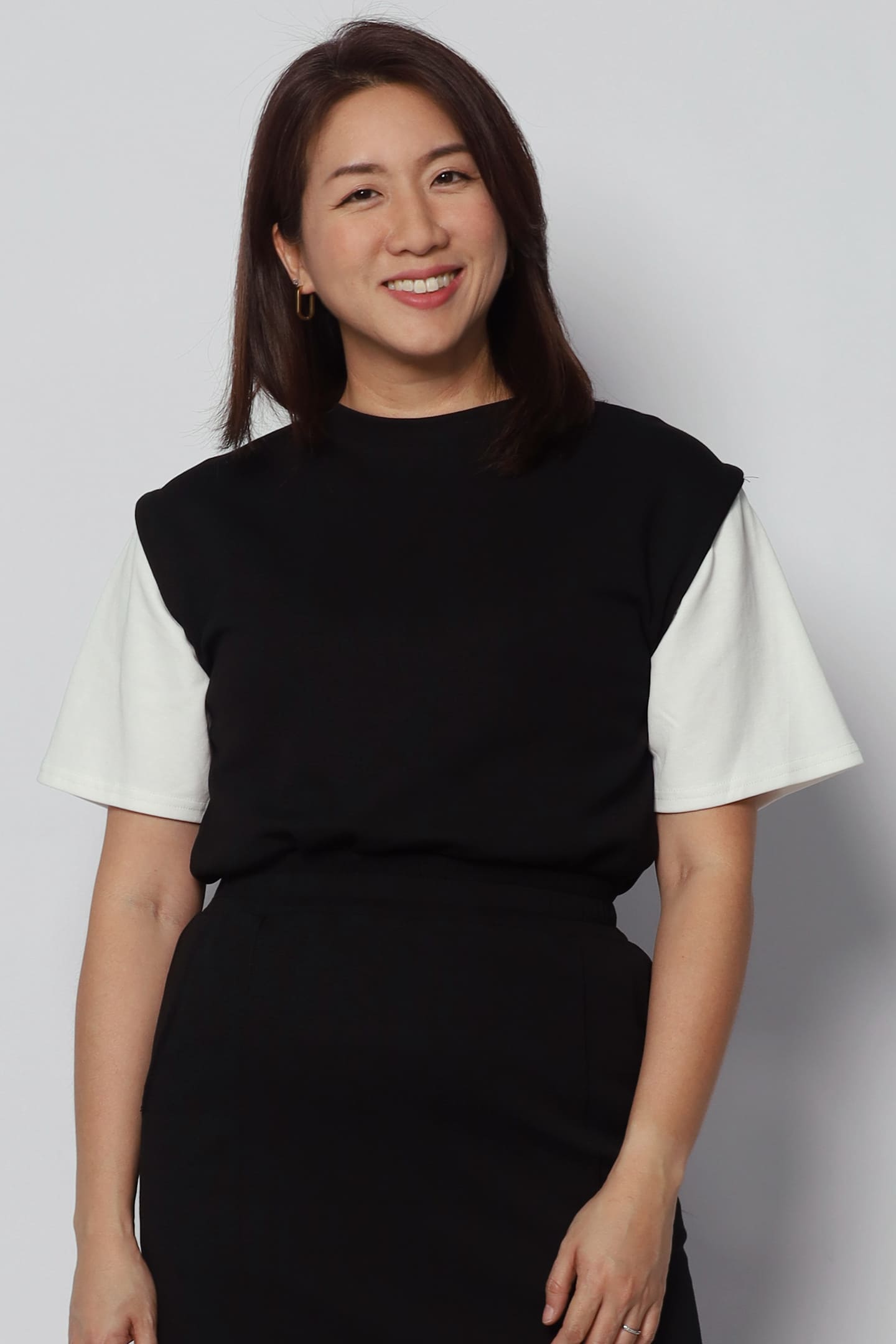 Gael 2 in 1 Top and Skirt Set in Black