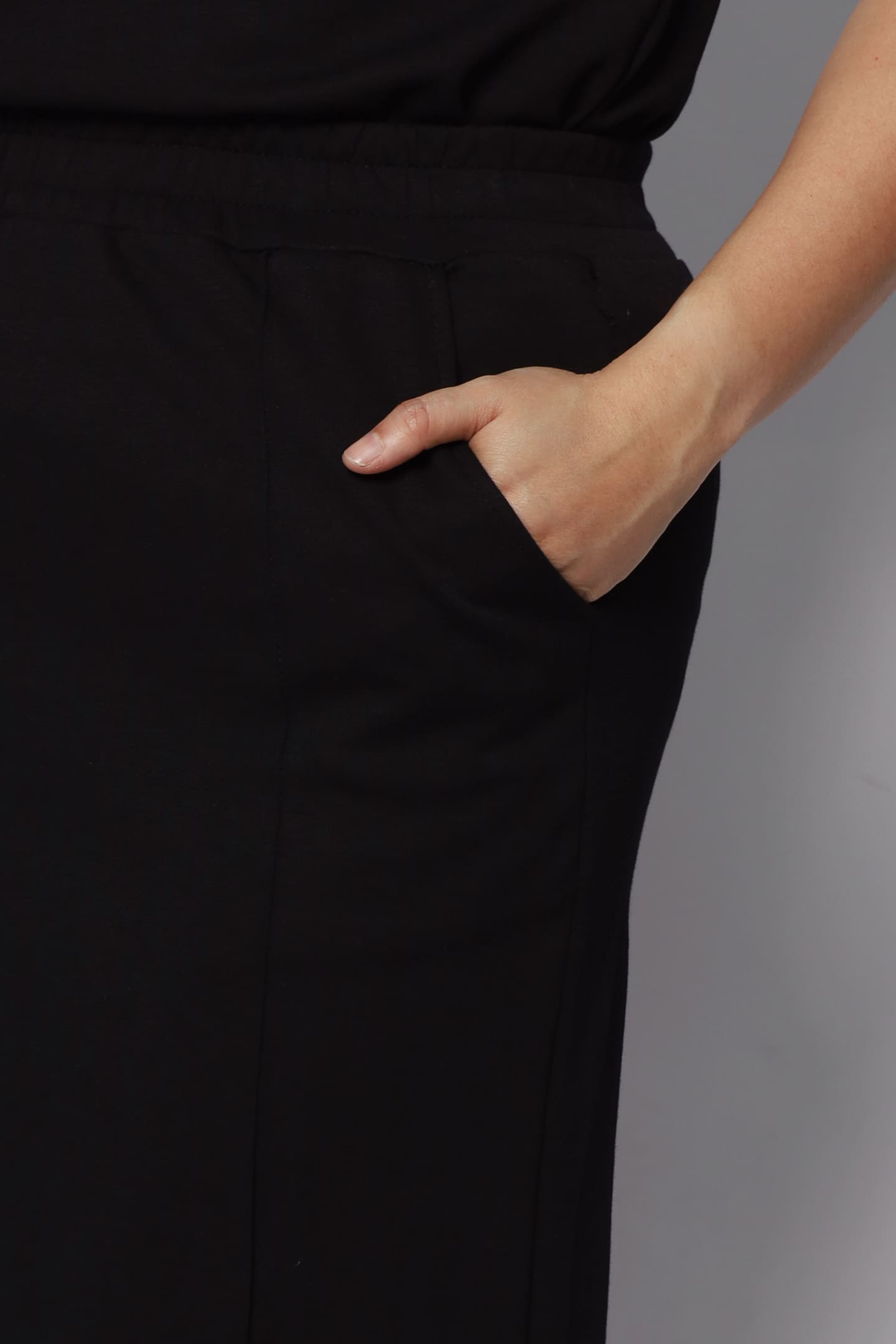 Gael 2 in 1 Top and Skirt Set in Black