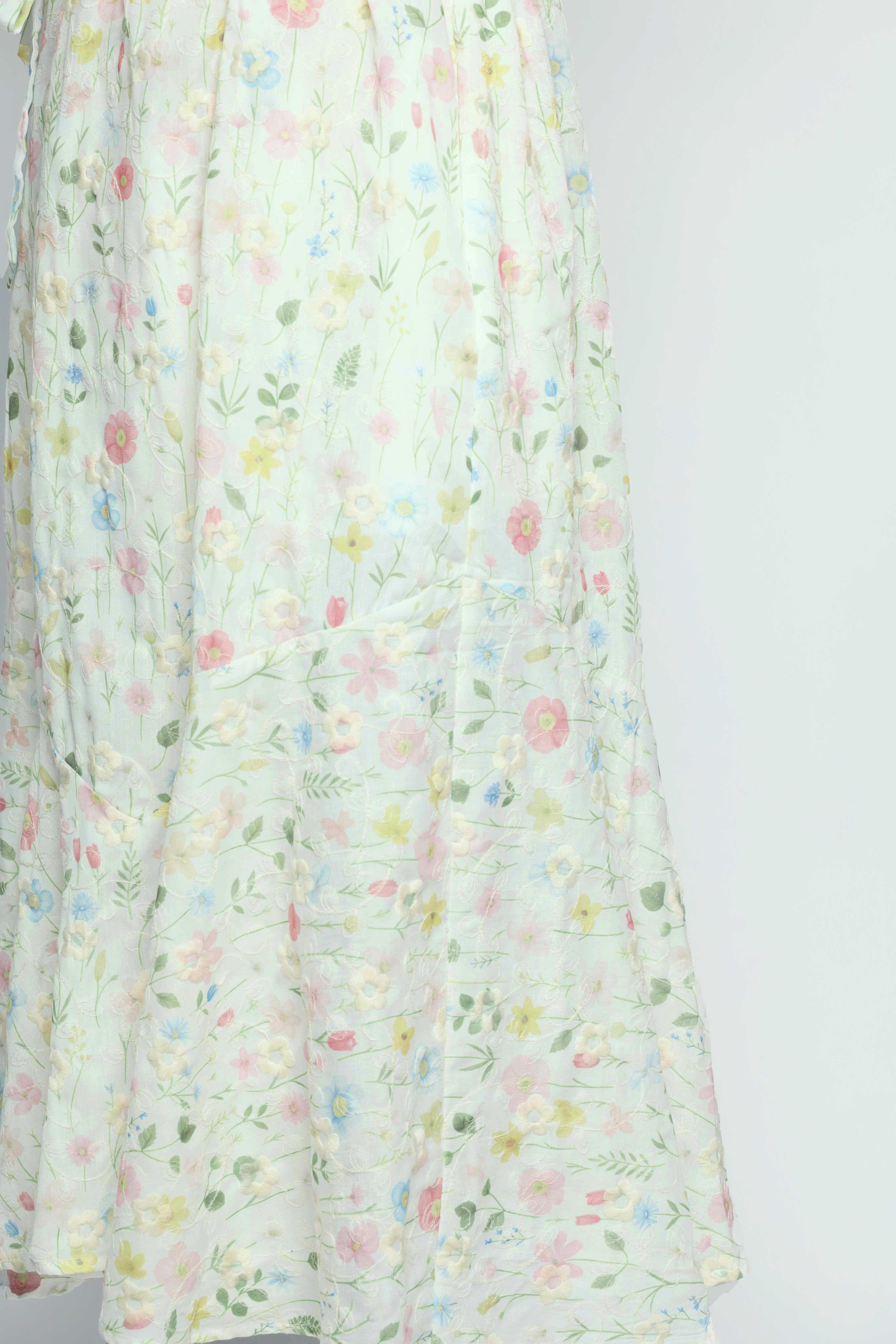 Gisele Dress in Lace Jardin