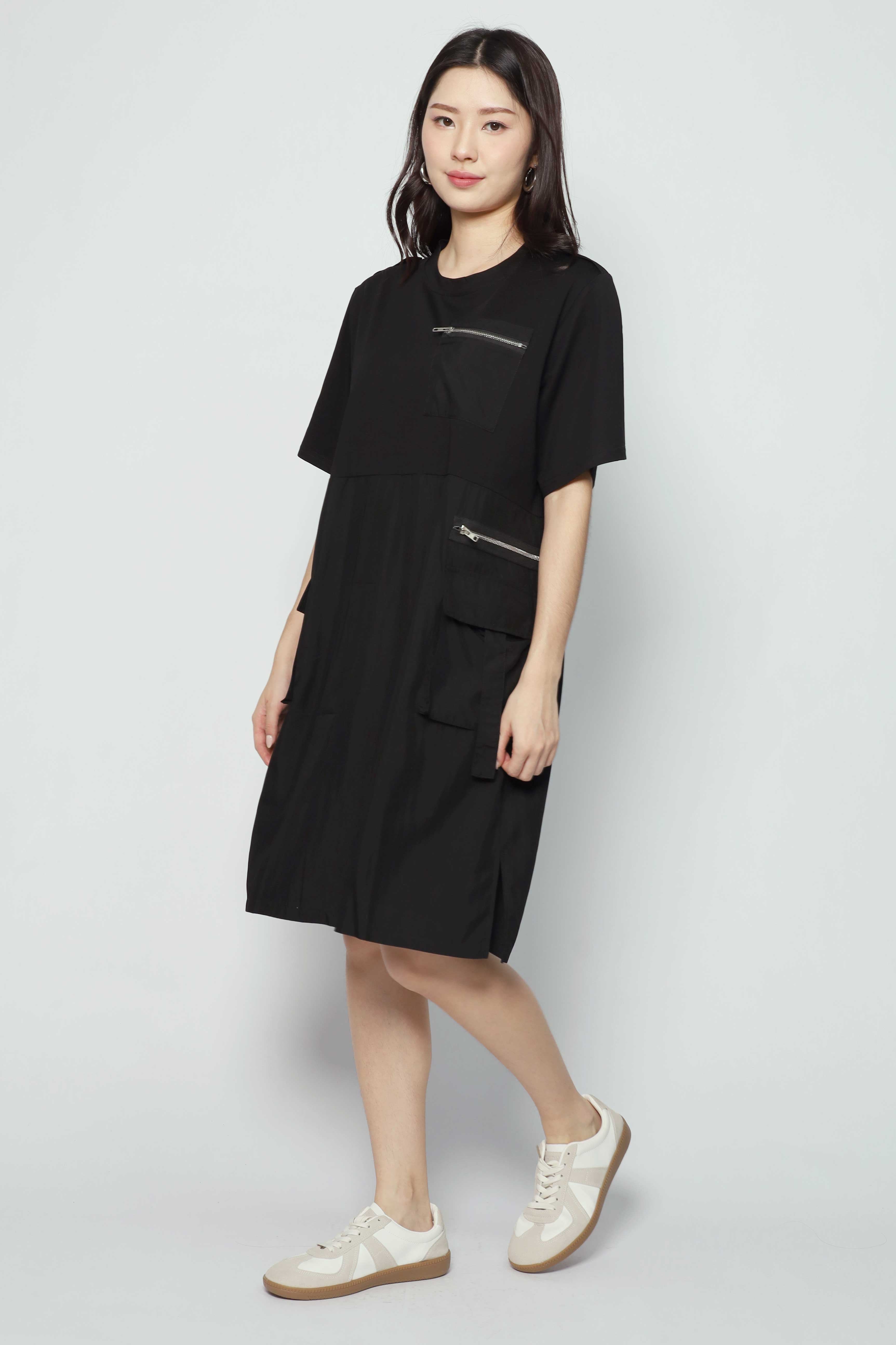 Goldie Zipper Dress in Black