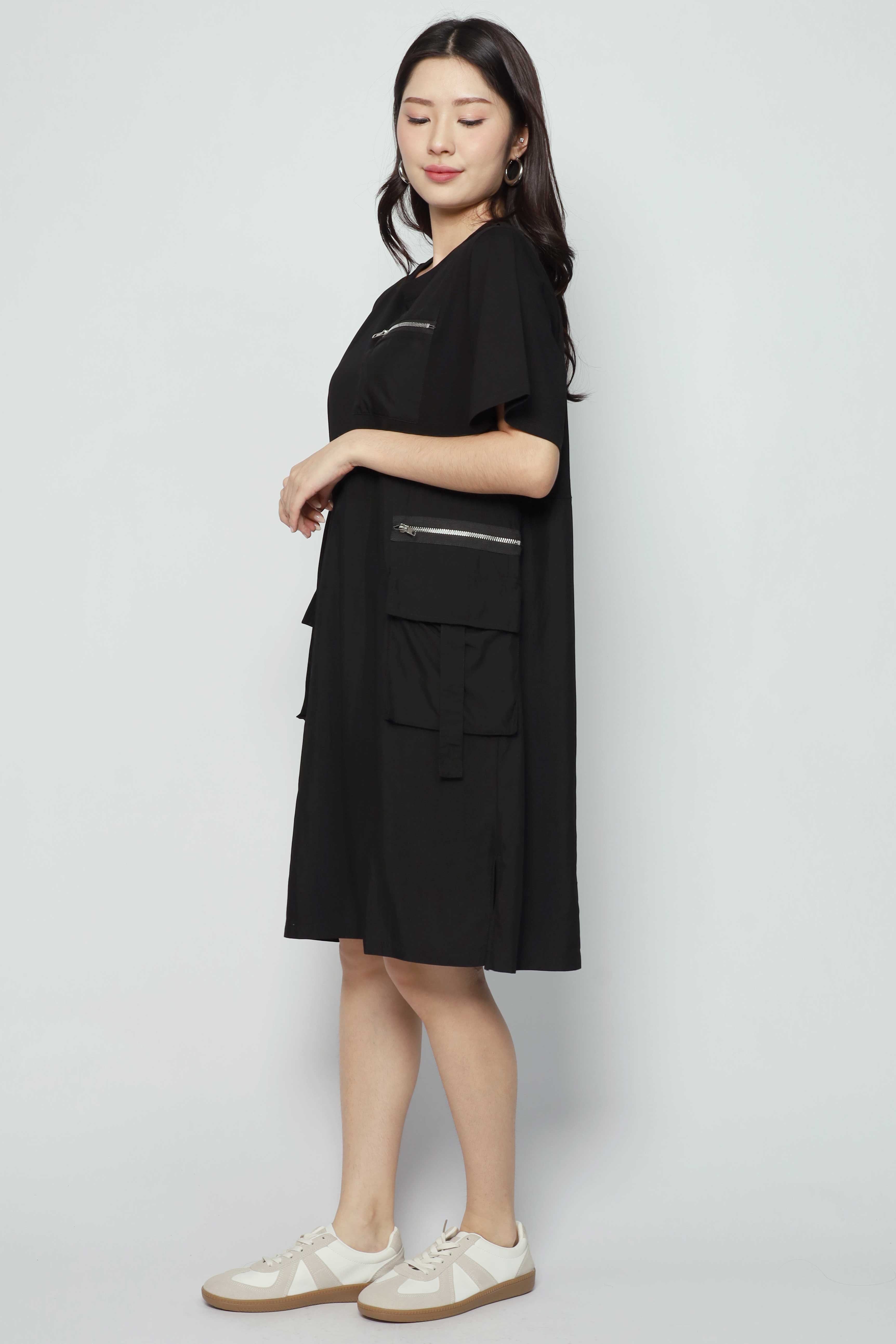 Goldie Zipper Dress in Black