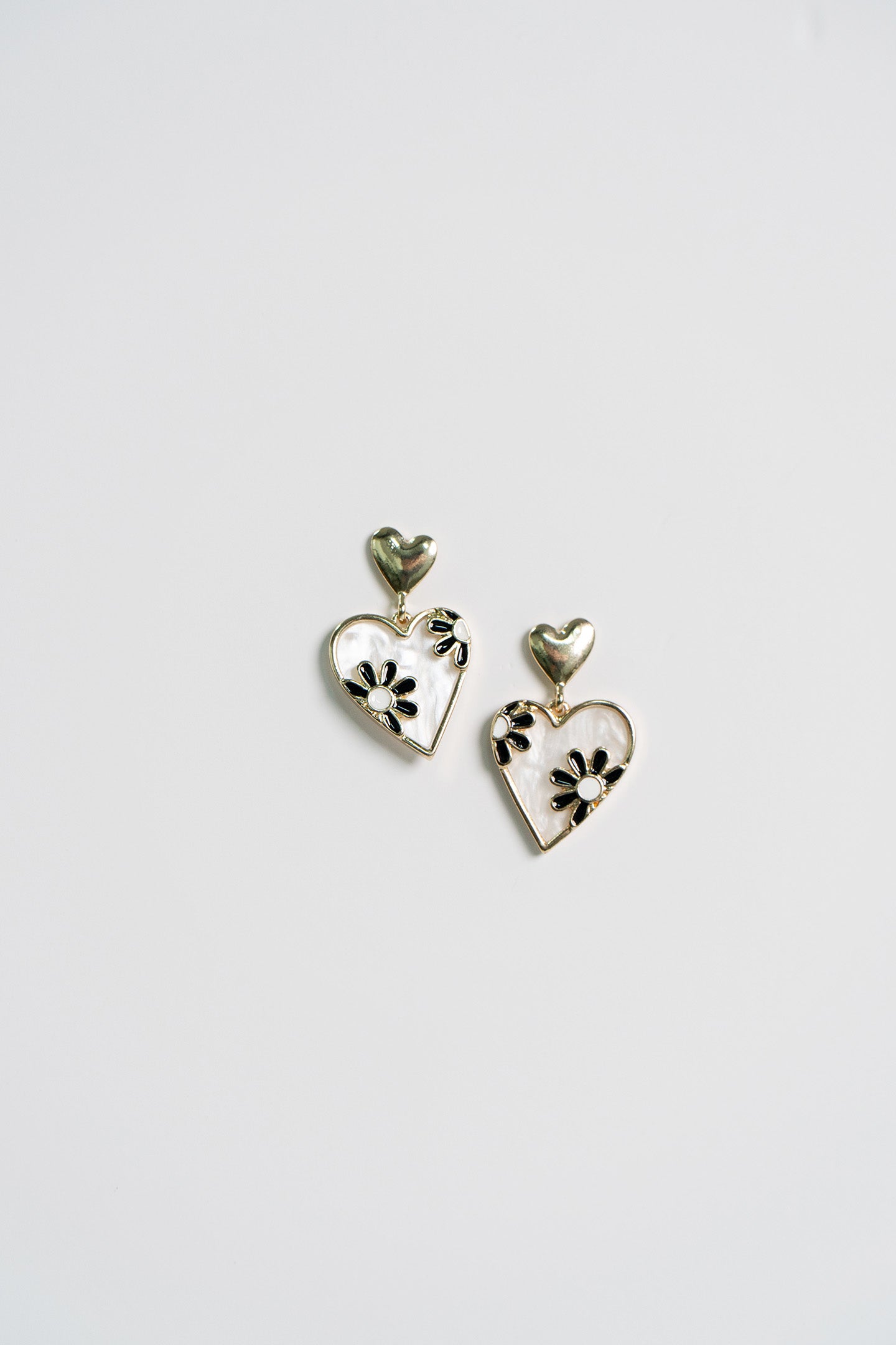 Daisy Hearts Earrings