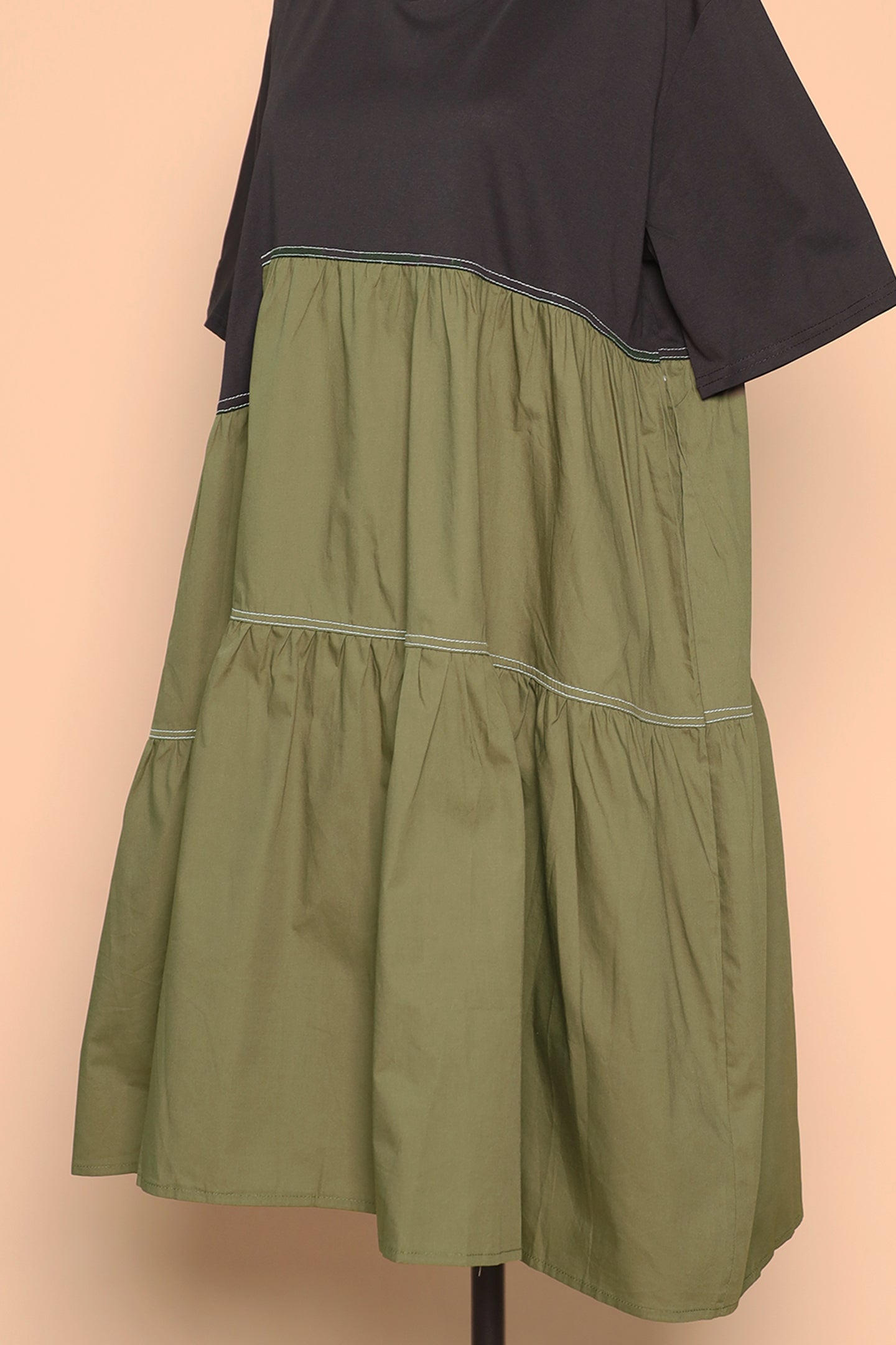 PO - Hendrix Dress in Black Green