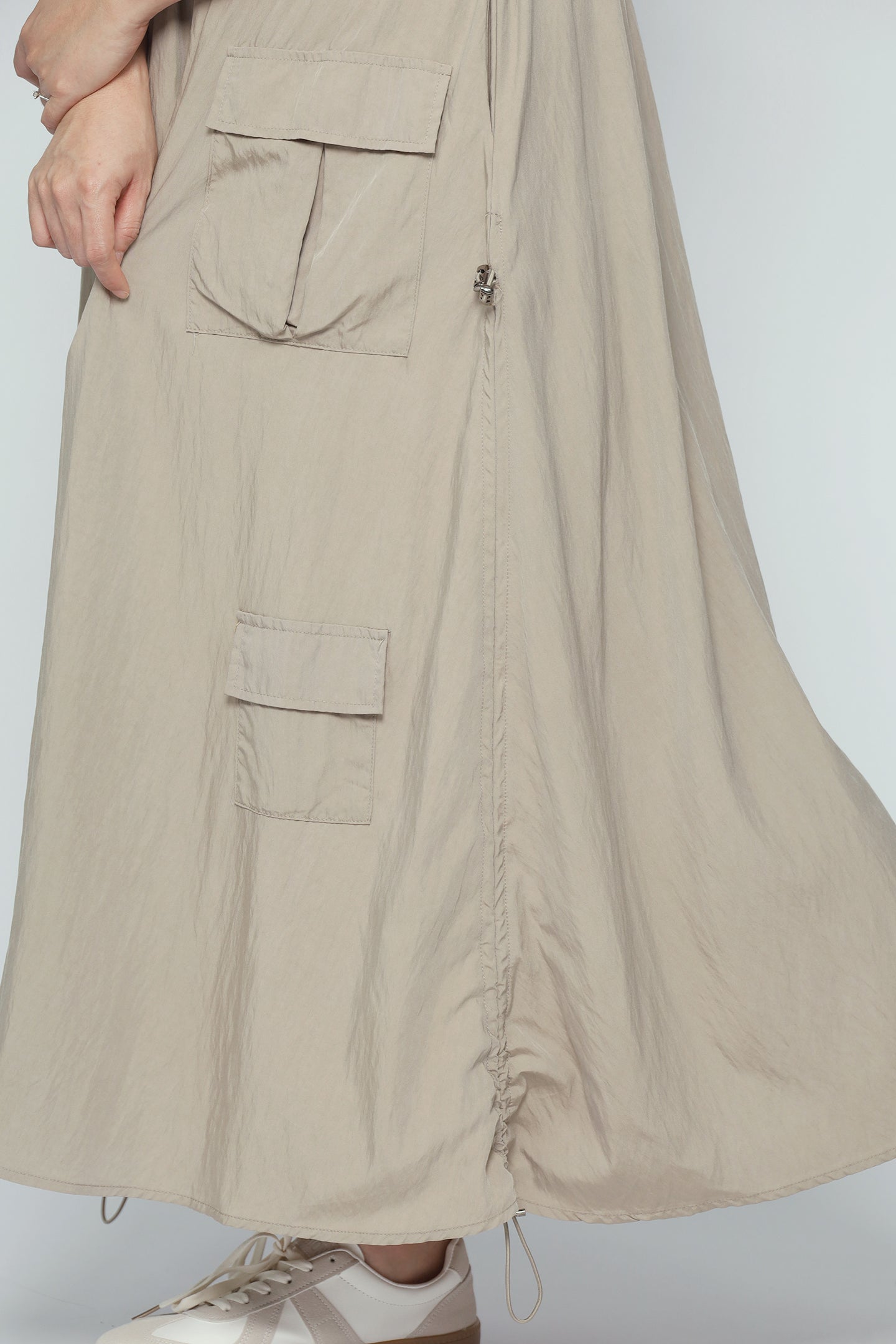 Hyuna Cargo Skirt in Khaki